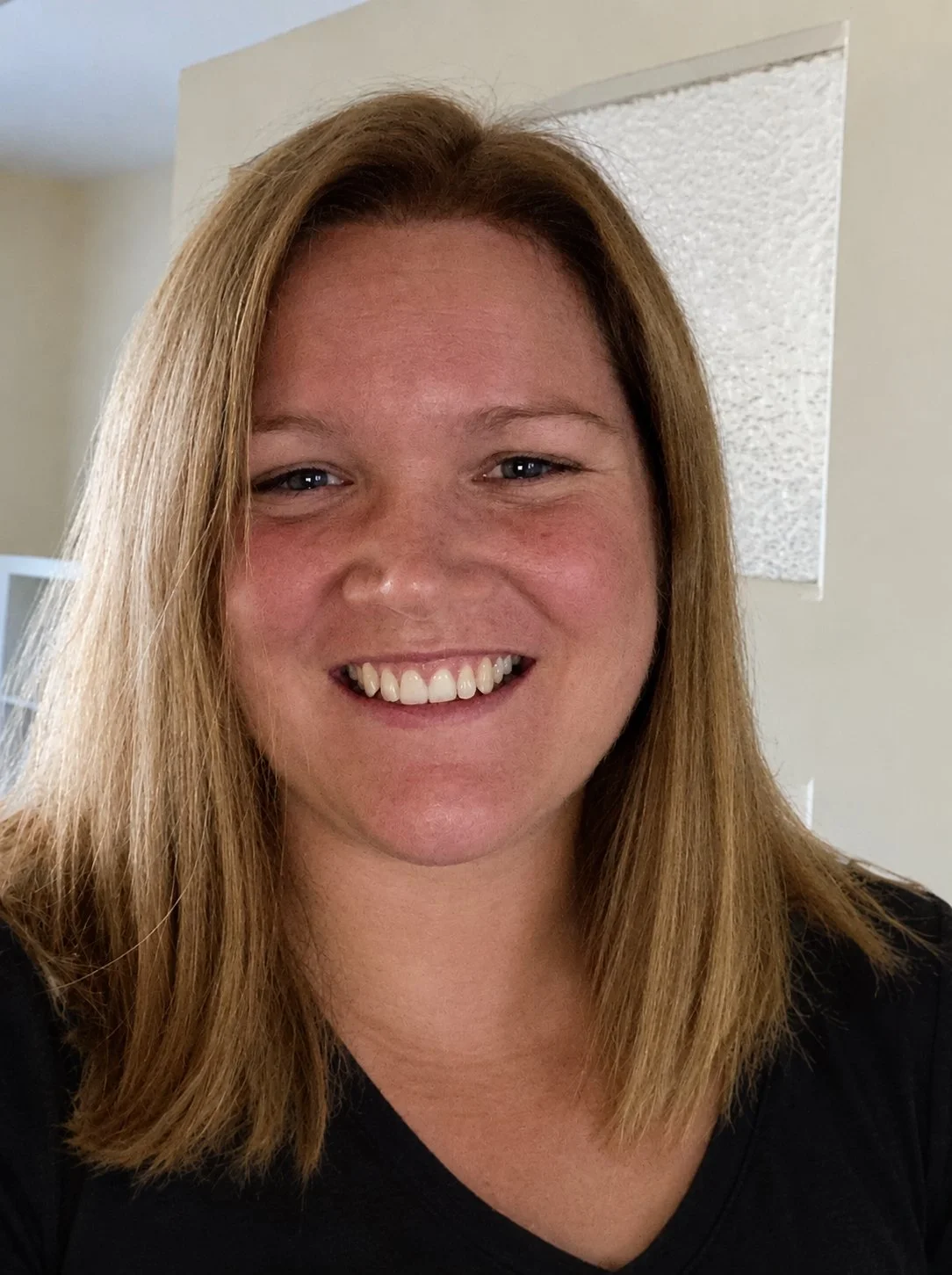 headshot of Jennifer Gillett