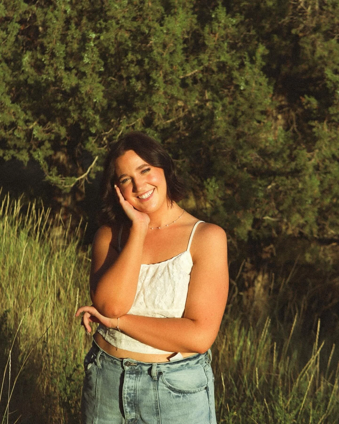 Madi&rsquo;s smile in this portrait shoot is EVERYTHING‼️💌

#portrait #photography #photoshoot #headshot #portraitphotographer #provophotographer #utahphotographer