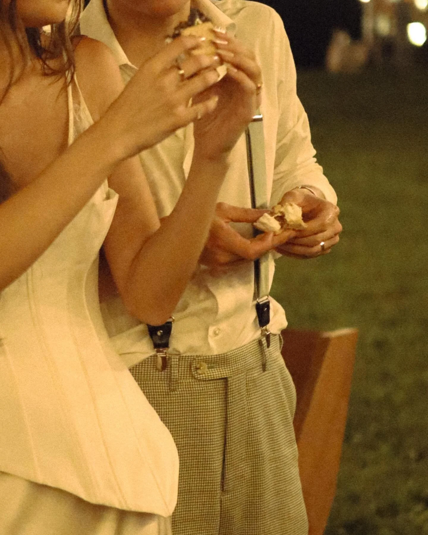 WOWWW, I can&rsquo;t even put into words how amazing this wedding weekend was. A 3 day celebration in Wisconsin of two people so in love. The venue, floral&rsquo;s, and every detail had their name on it. The hundreds of guests that showed up reflecte