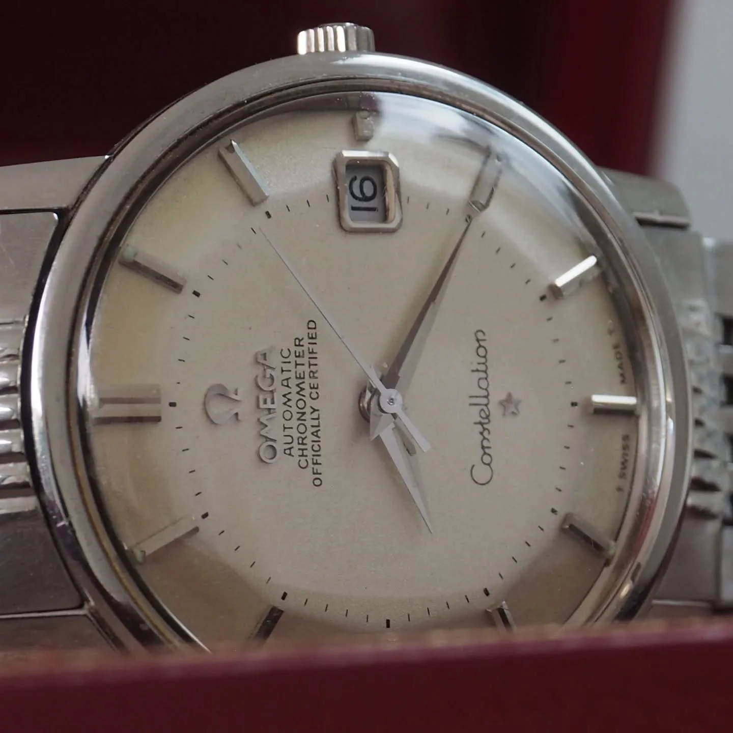 Omega Constellation Pie Pan Ref. 168.010, 1967, Complete Collector Set 

This is a reference 168.010 Constellation Pie Pan dating to 1967, offered as a genuine collector's piece with a level of provenance rarely encountered in the vintage watch marke