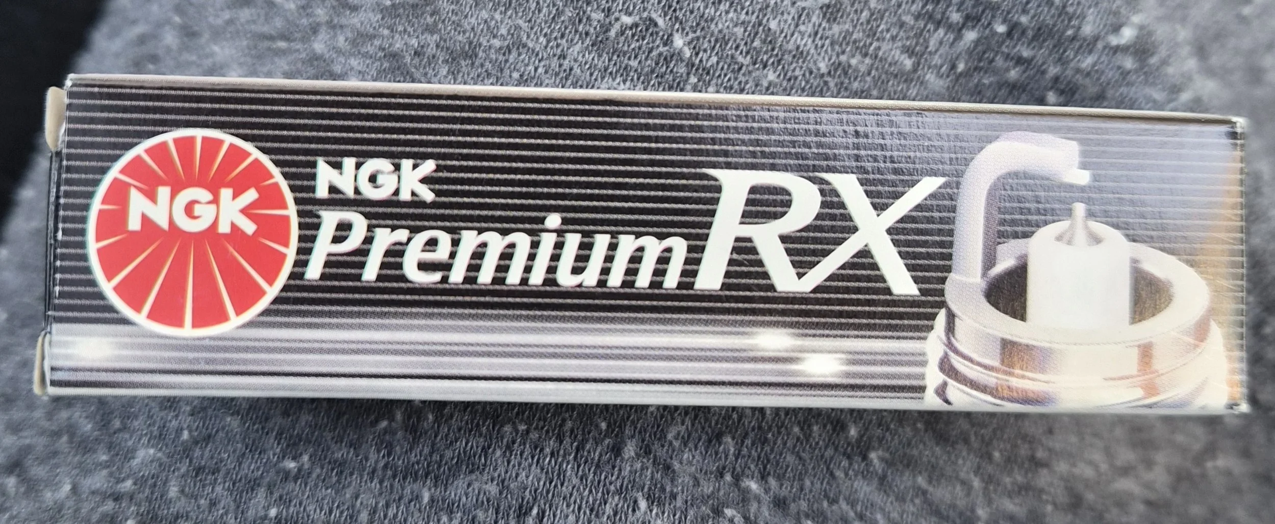 2025/12/7 プラグ交換（NGK Premium RX LKAR8ARX-PS 94207）