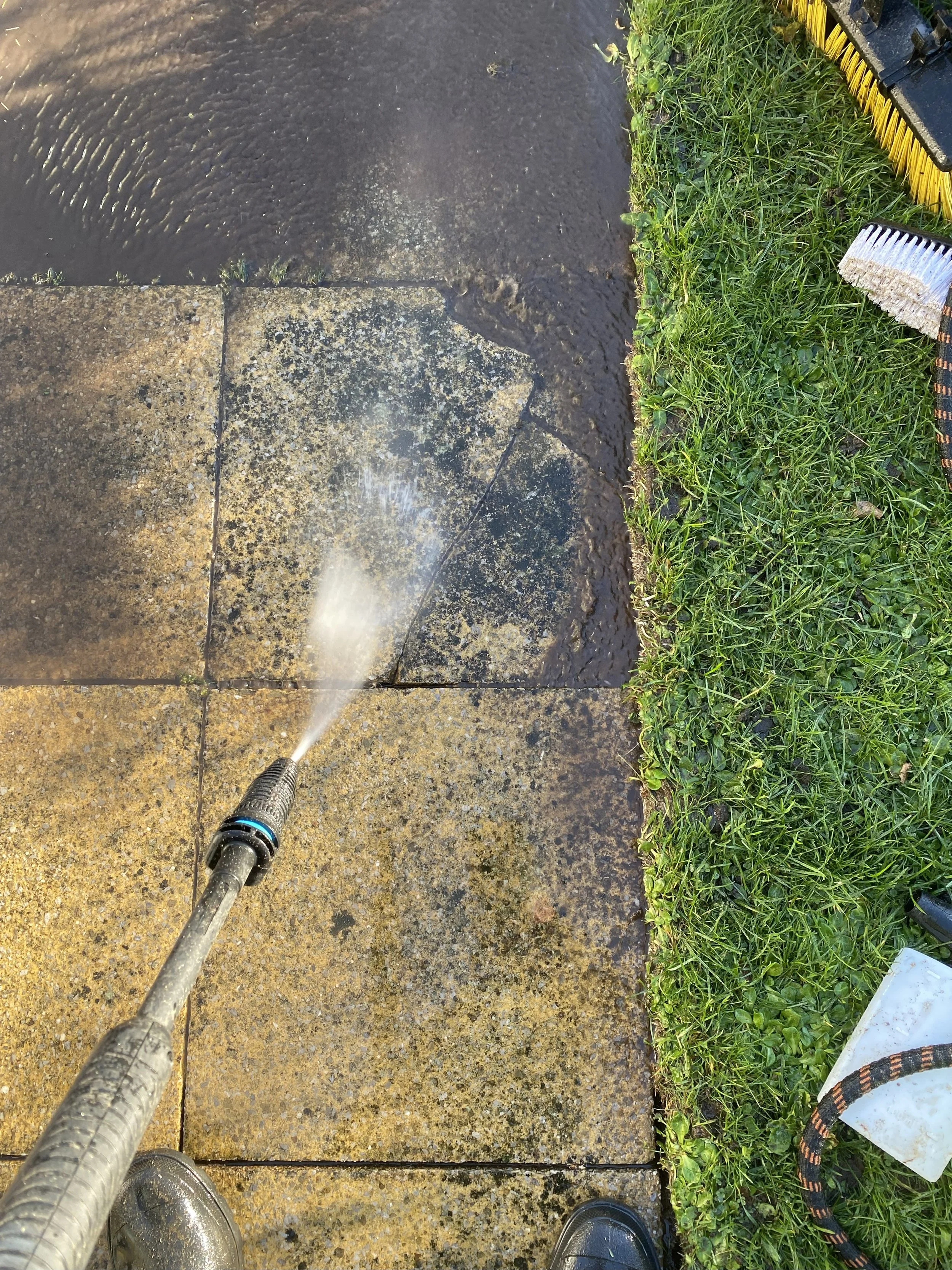 pressure_washing.jpeg