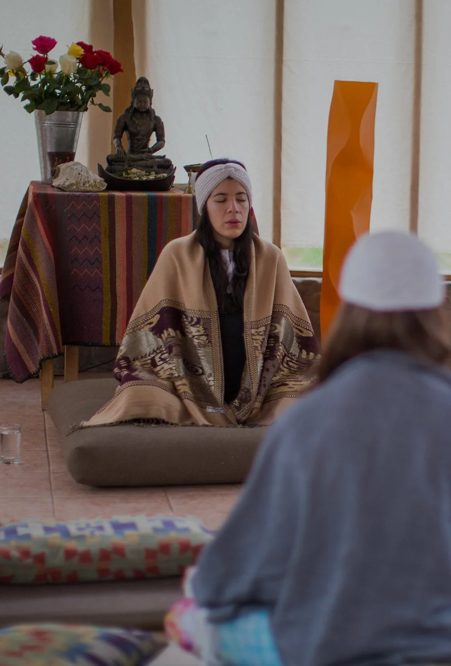 Tania en meditación