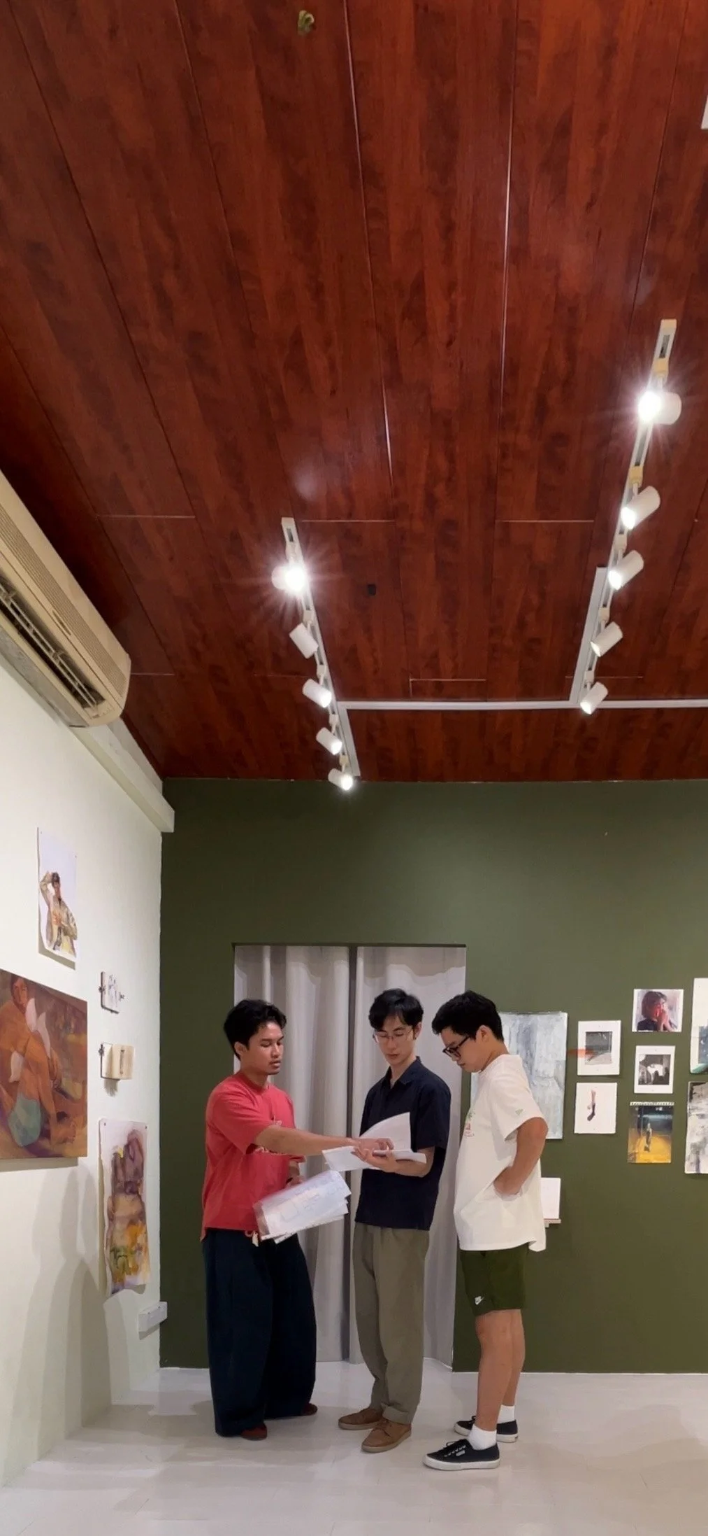 (L)-(R) Faris Heizer, Joel Seow and Casey Tan