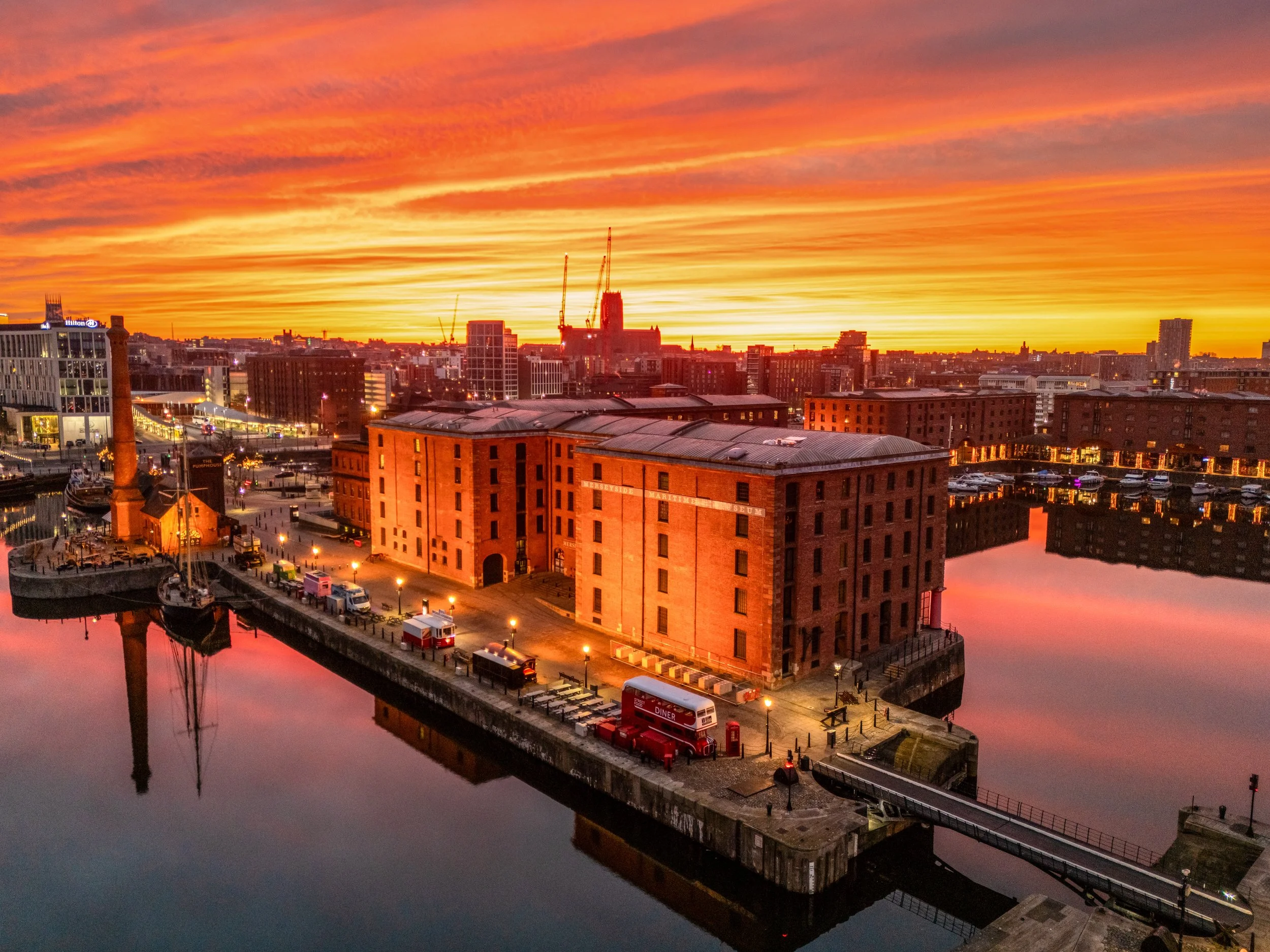 Vibrant Hartley Quay Sunrise REF: CSPLiv012