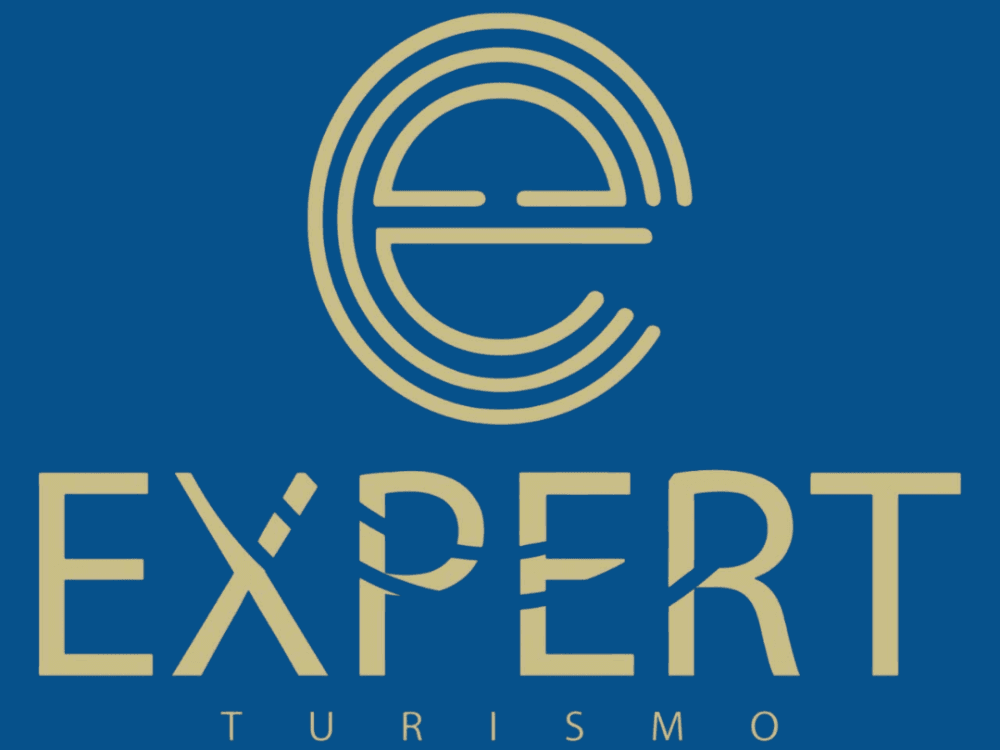 Logo for Expert Turismo, with a stylized letter 'E' in a circular design and the words 'EXPERT TURISMO' below it on a blue background.