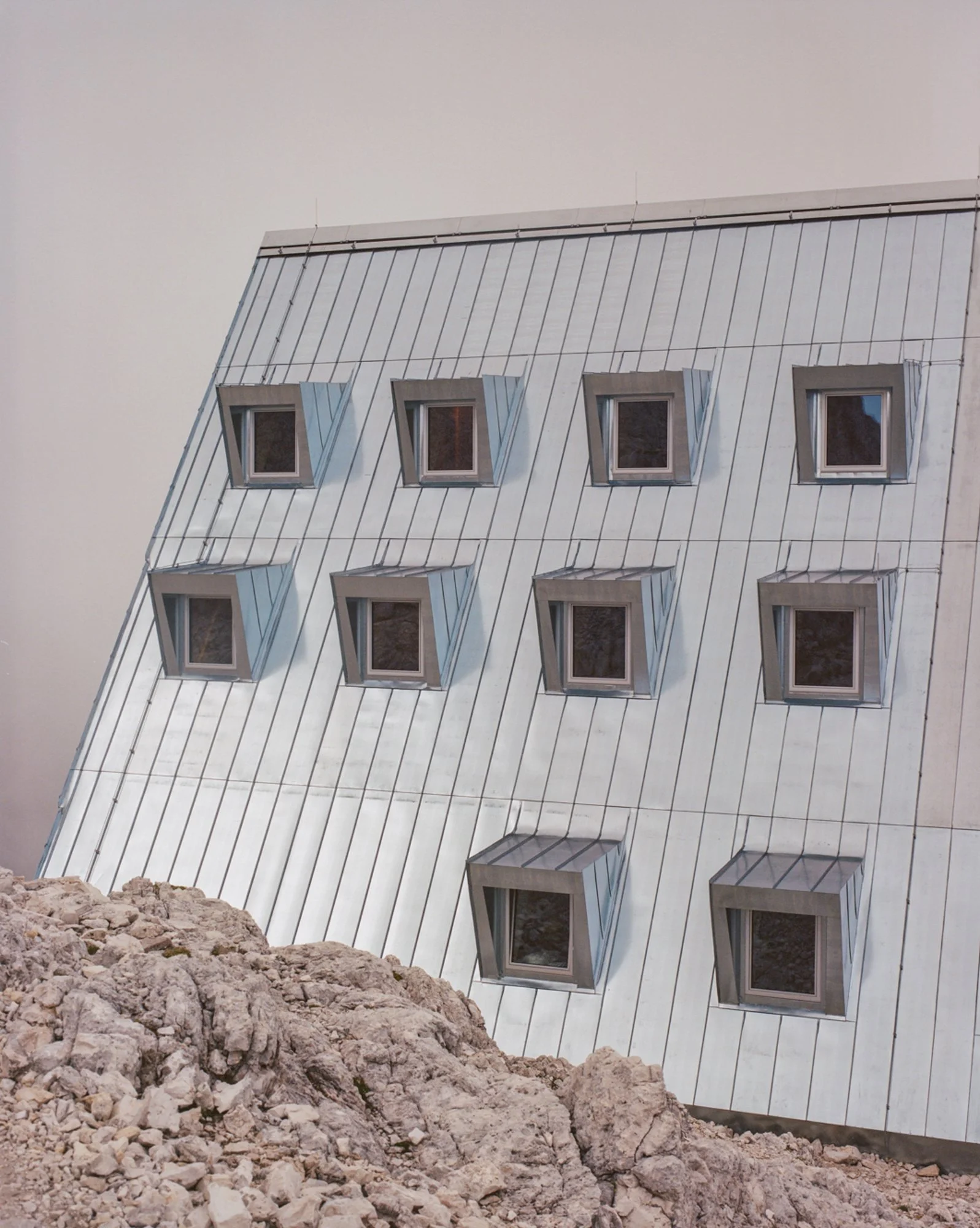 Stories by Eva Donckers LR-000013390005.jpg