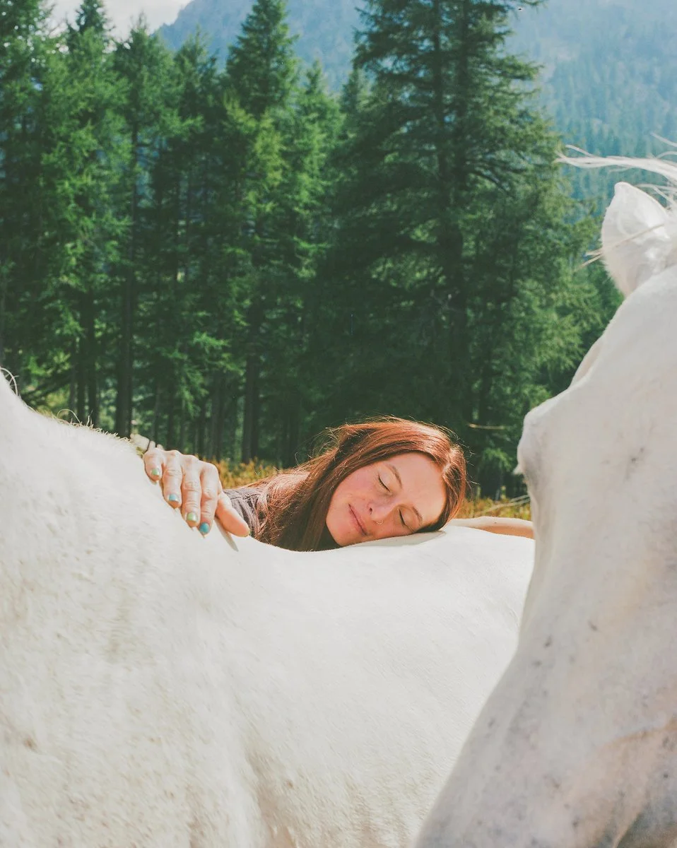 Roberta by Eva Donckers 51250004_EDITED LOW RES .jpg