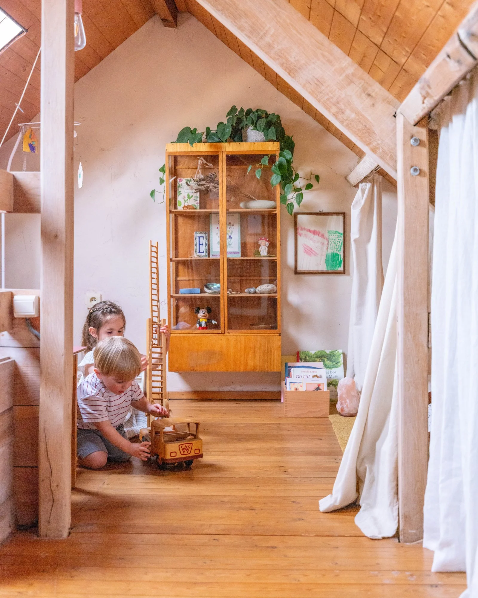 Stories by Eva Donckers LR-9503.jpg