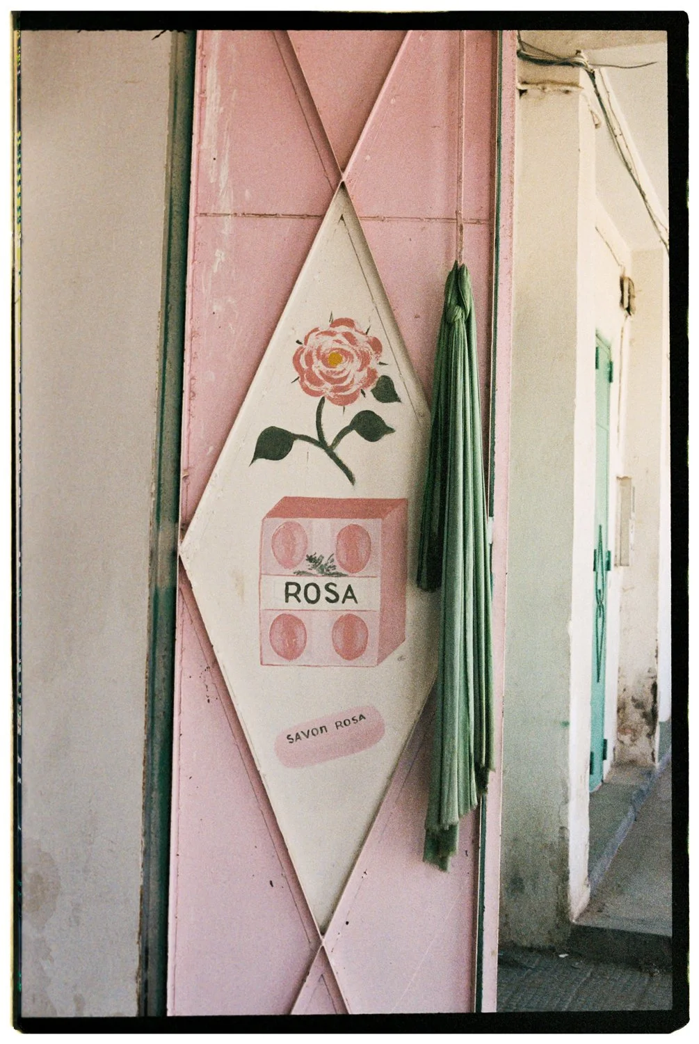 Rose Valley by Eva Donckers HR-203.jpg