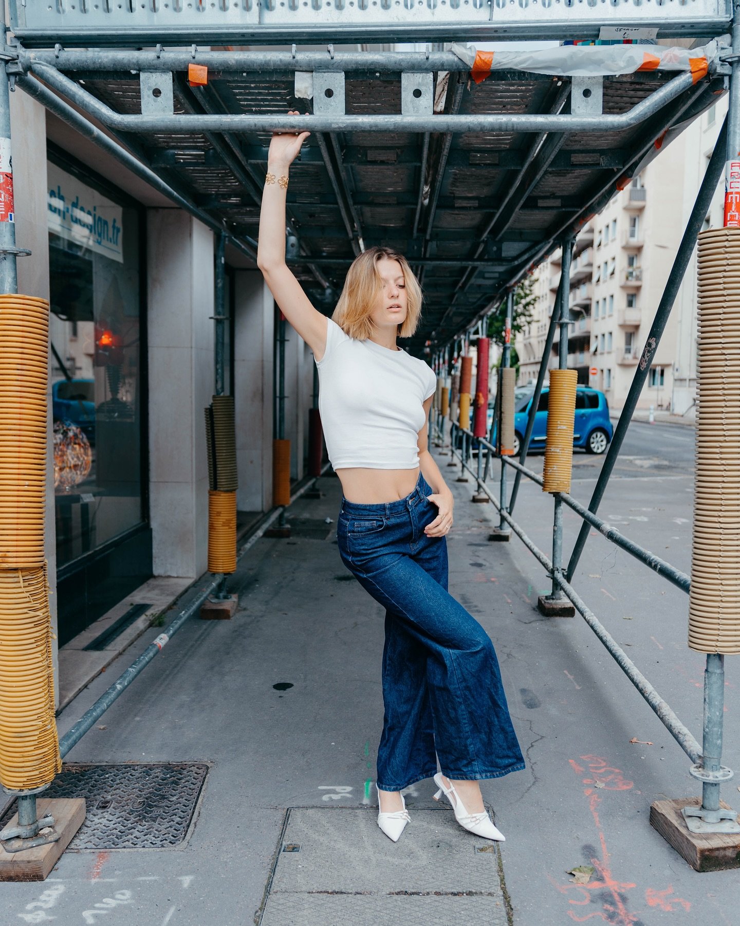 La douce Flavie dans un shooting book outdoor 🤍

Si tu cherches une photographe pour ton book mannequin, contacte-moi en DM ✨

#bookmannequin #mannequinlyon #portraitlyon #portraitparis