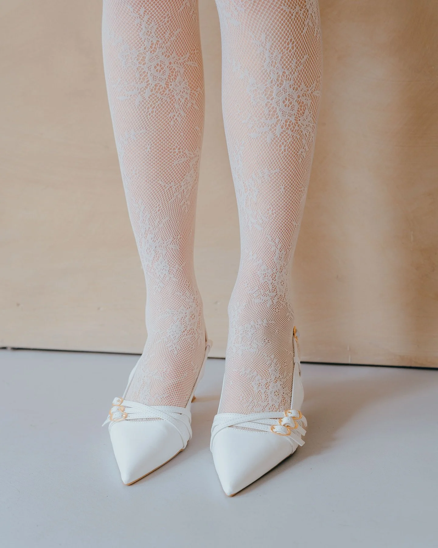 Shoot book pour @flaaavvvie ✨

Ce genre de shooting edito/studio est indispensable &agrave; ton book mannequin pour montrer aux marques la vari&eacute;t&eacute; de ton posing ! N&rsquo;h&eacute;site pas &agrave; m&rsquo;envoyer un DM si toi aussi tu 