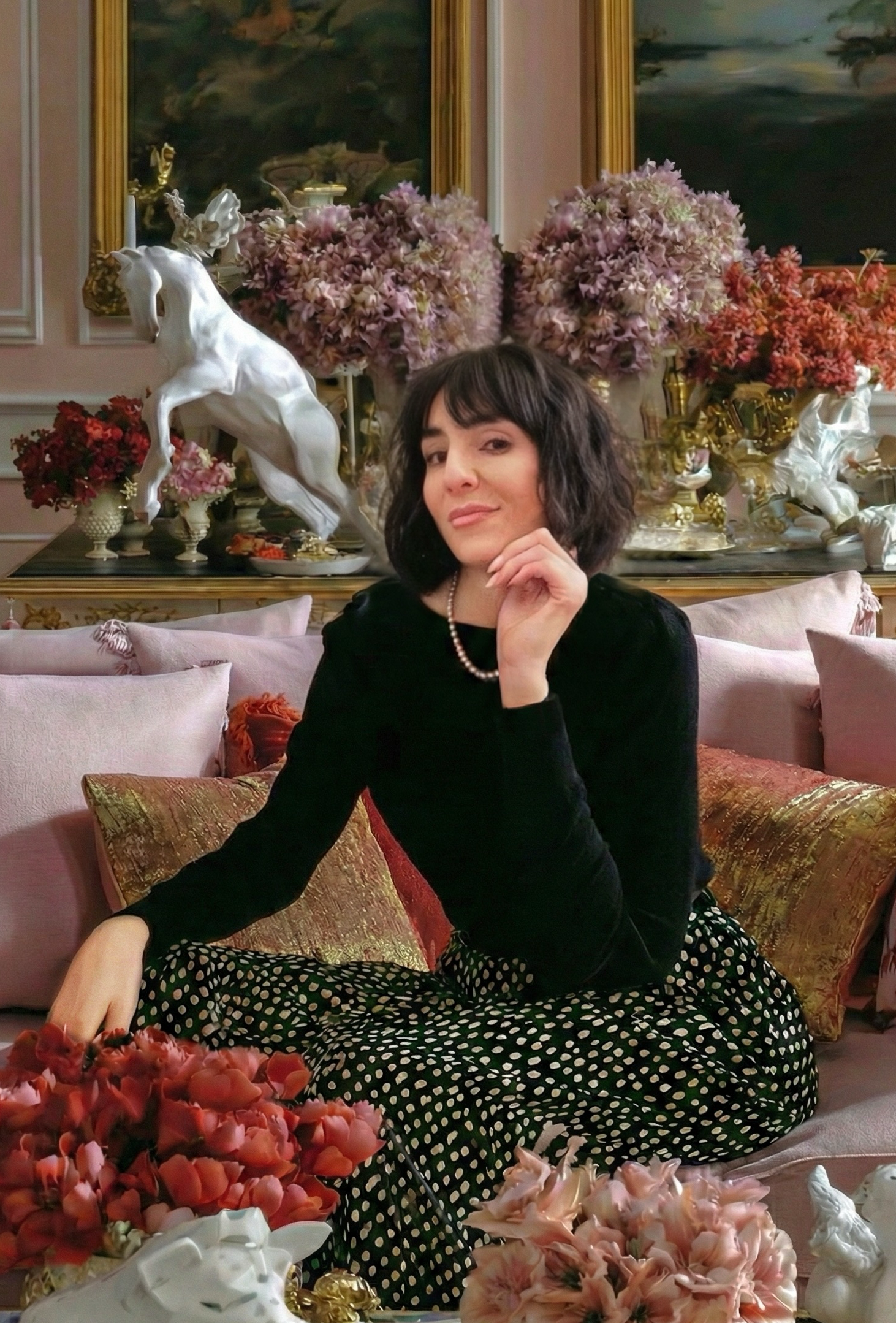 MARCIA – HOSPITALITY WITH SPARKLE: Marcia has a talent for turning chaos into choreography, the kind of person who makes complicated plans feel effortless. A devoted workout regular and instinctive hostess, she pairs impeccable style with fierce loya