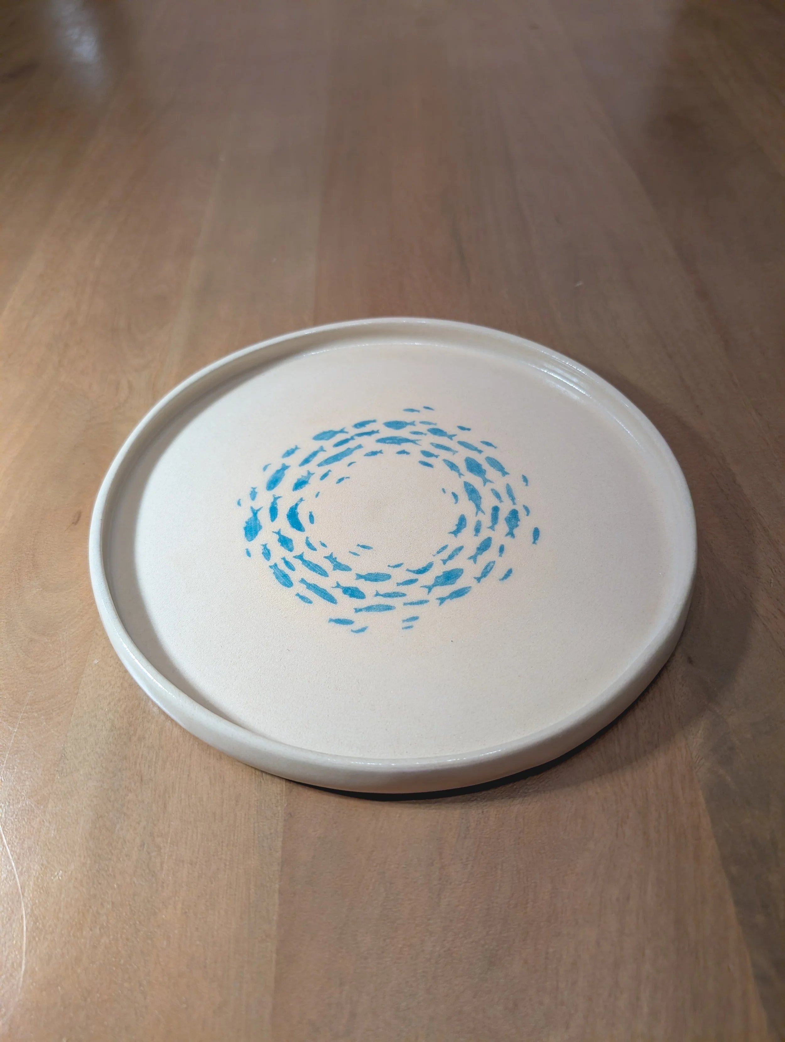 Assiette Ondine par Pot et Tess