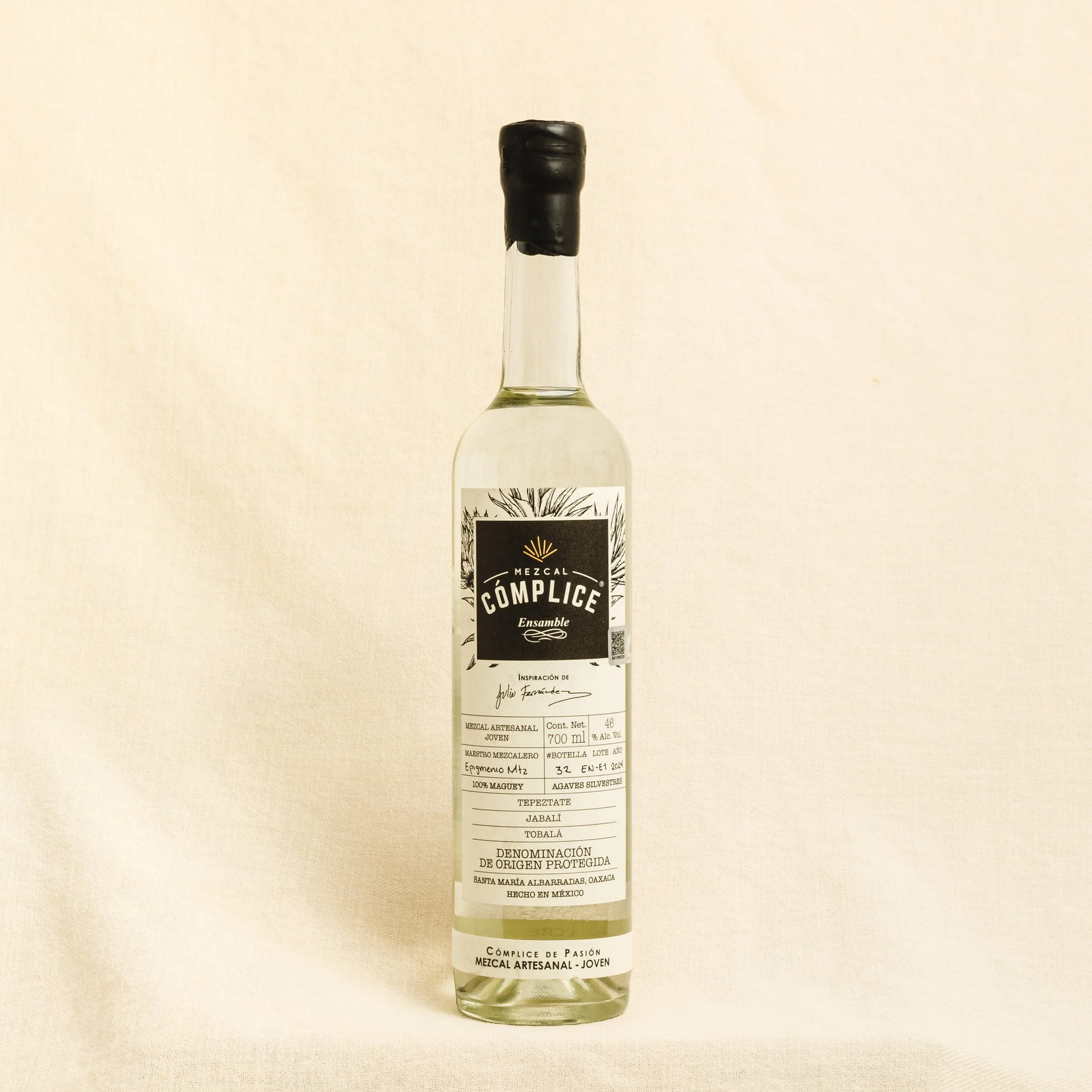 bodega.chafa.mezcal.complice.tobala.jabali.tepeztate.ecomm.212A3157.jpg