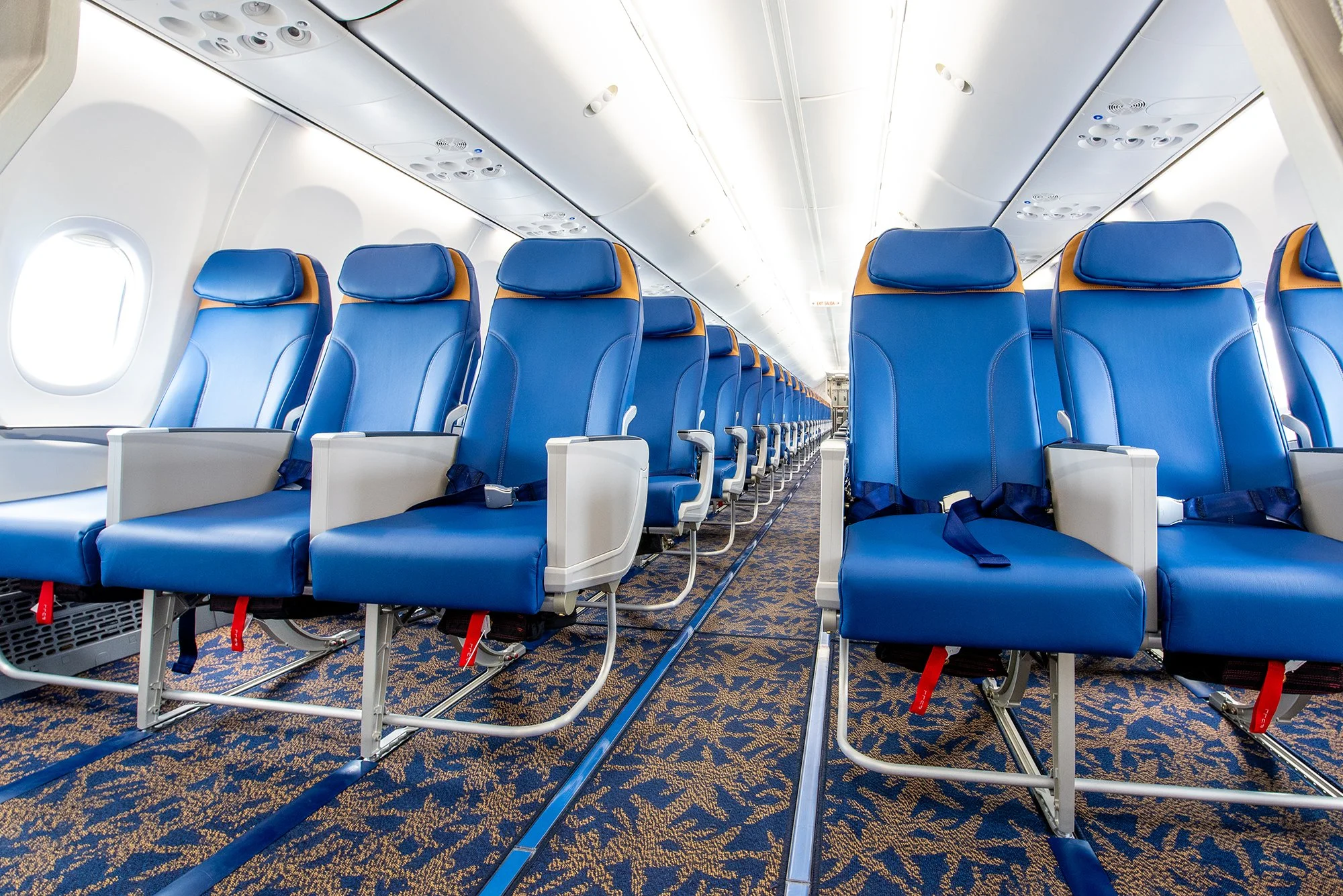 Cayman Airways _post04.jpeg