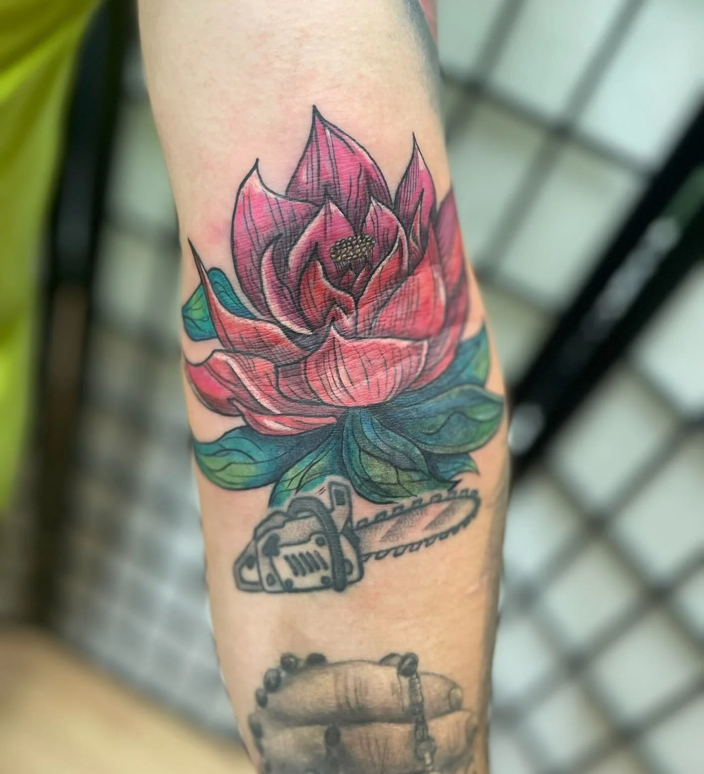Clean color work and crisp lines 🌸🔥
Tattoo by CJ @tat2siege at @pennsnneedles

#pennsnneedles #tat2siege #bethlehemtattoo #colortattoo #flowerTattoo #lotustattoo #customtattoo #tattooshop #tattooart #inkedup #tattoolife #tattooartist #pennsylvaniaa