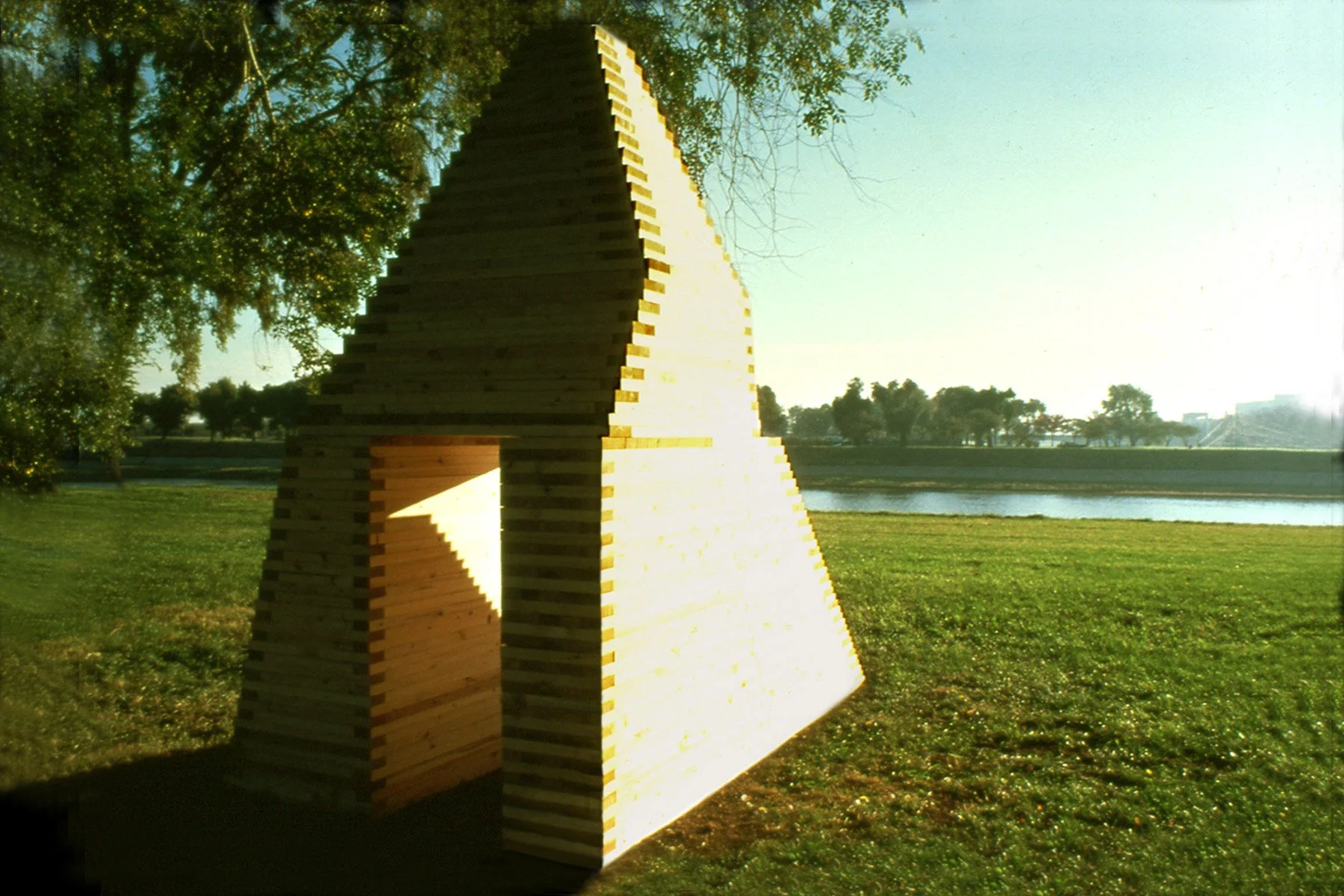 Dayton Arch 03.jpg