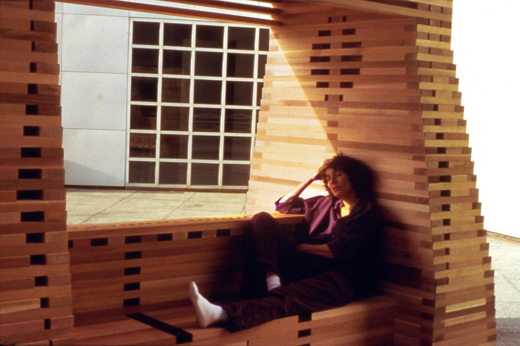 261 Bench House 02.jpg