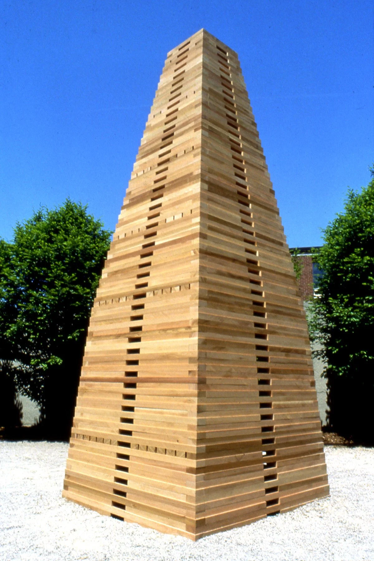 246 Breaktower 02.jpg