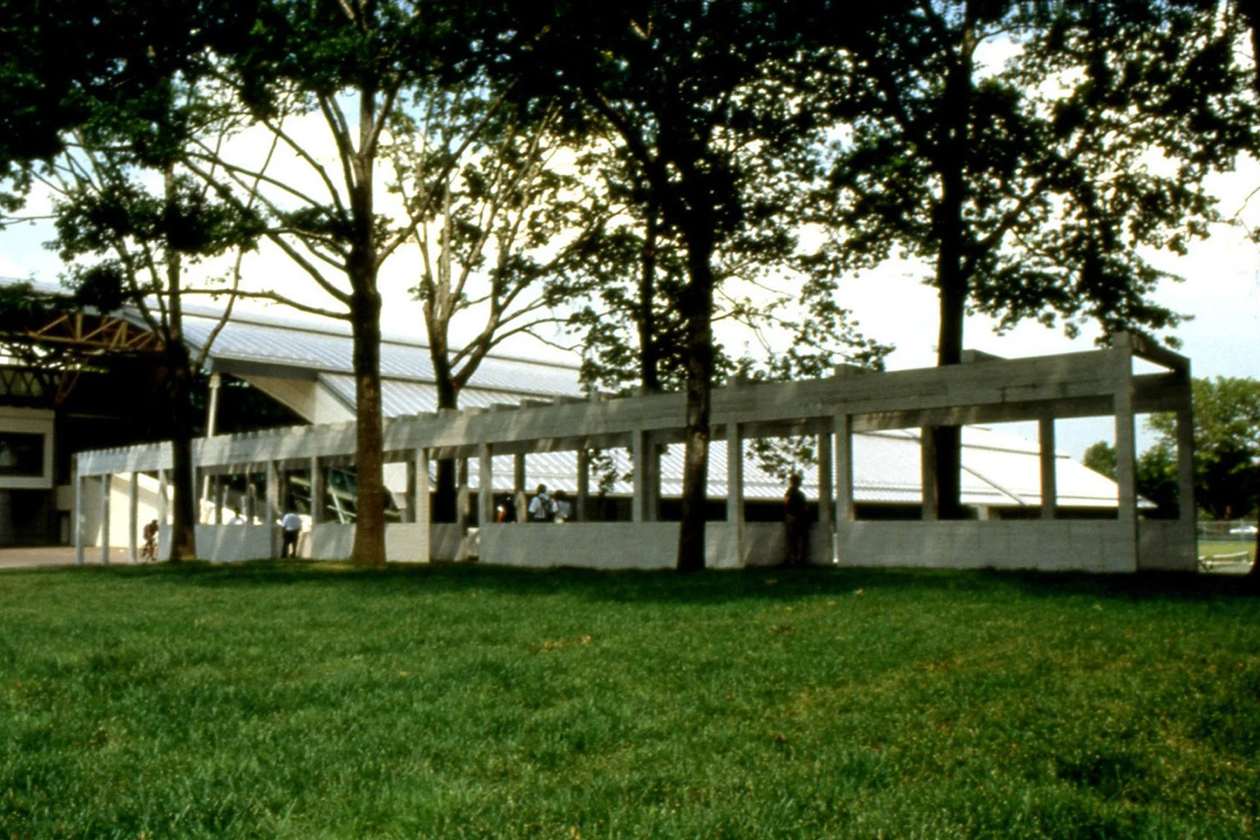 Covered Walkway 036.jpg