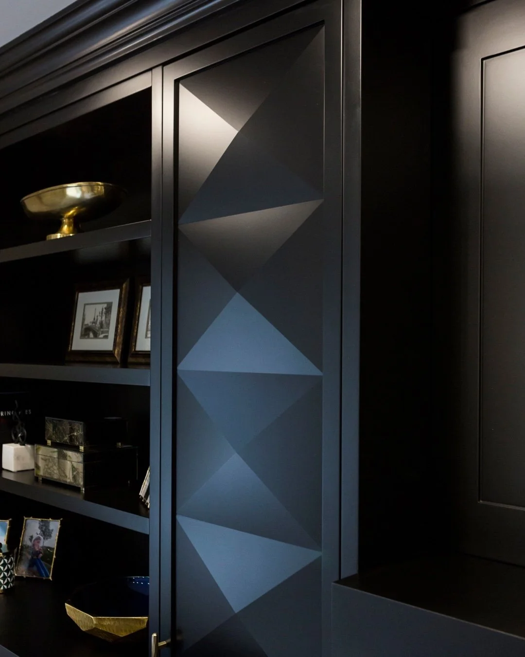 Let&rsquo;s redefine luxury for a second. Luxury is not only the finishes you can photograph. Luxury is walking through your home and feeling like life is easier. The entry is tidy. The kitchen counters stay clear. Your routines have support built in