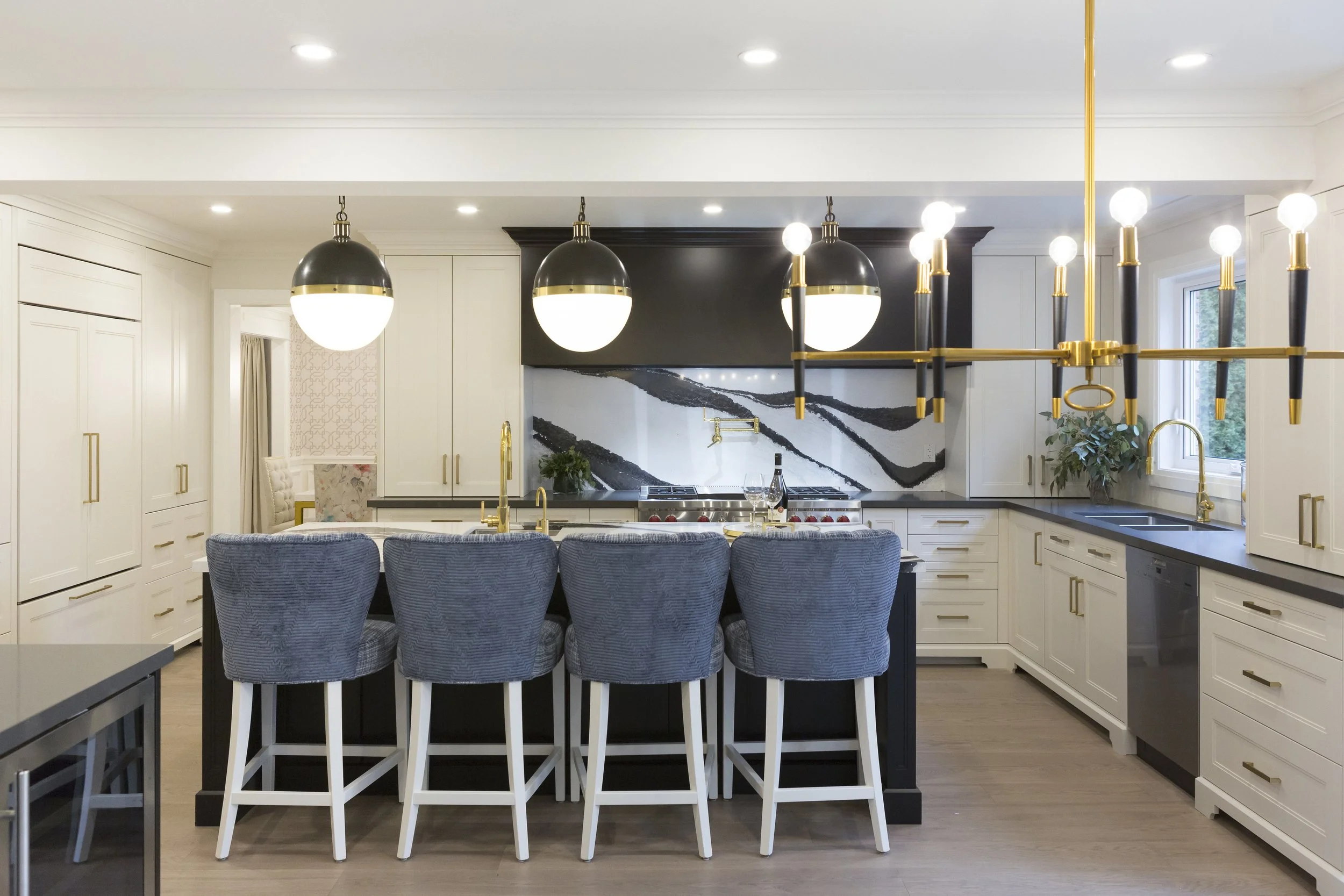 Kitchen Furniture Makeover: Small Changes, Big Impact