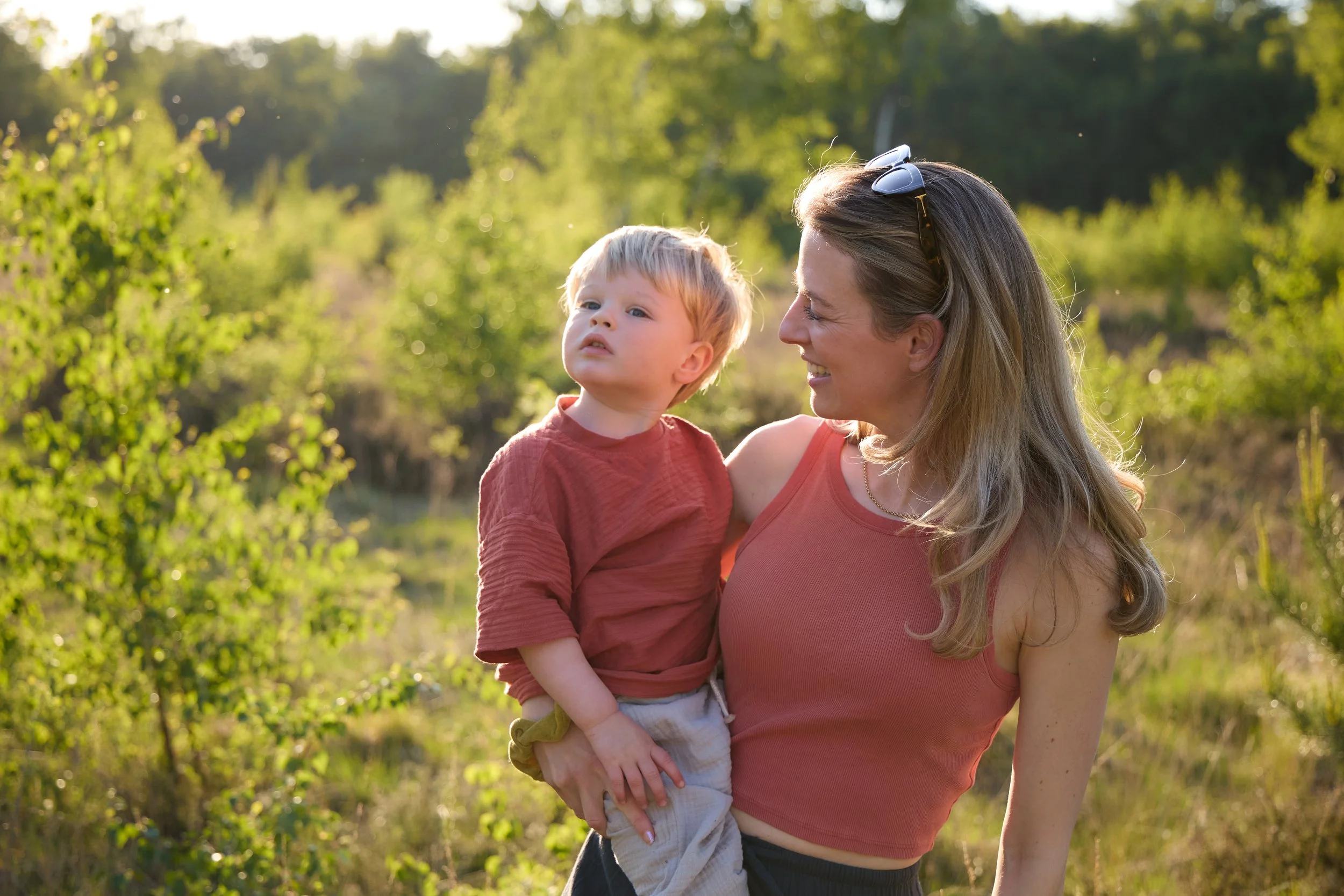 Family photography in Oxfordshire Bicester natural moments relaxed. Meet your photographer Grace