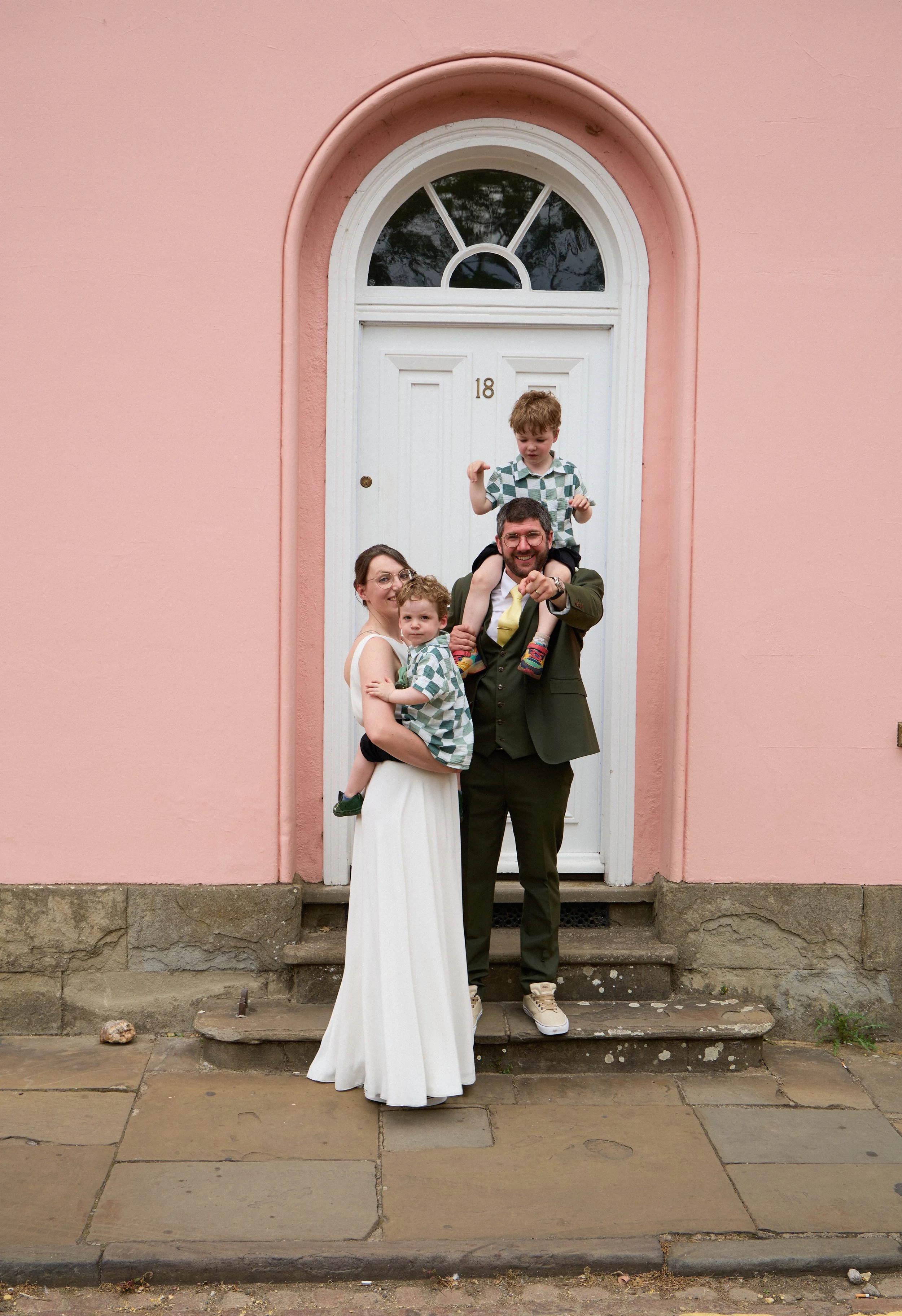Wedding photographer in Oxfordshire, Bicester, town centre Oxford. Family wedding , relaxed, intimate