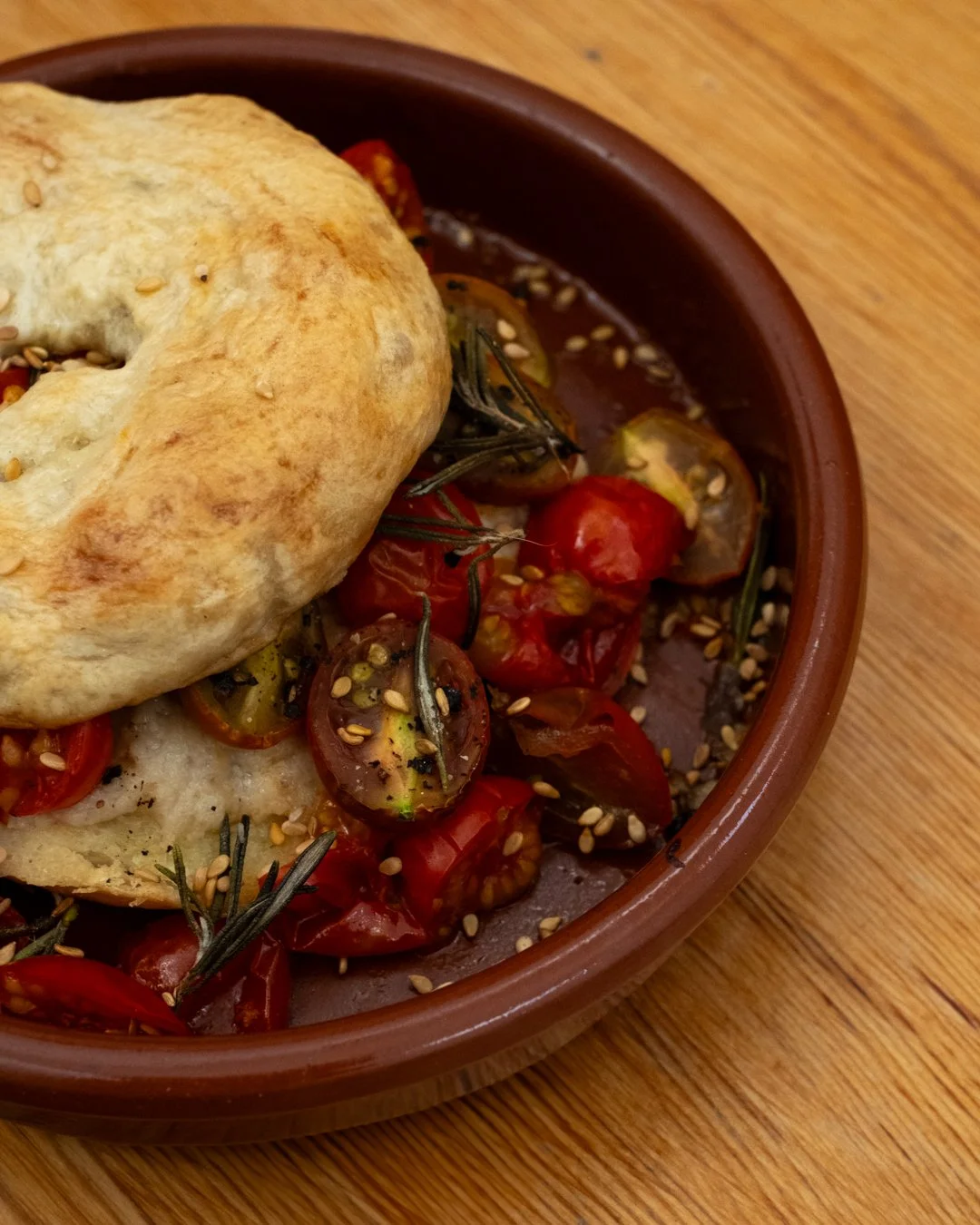 Bagels with tomatoes and Rosemary