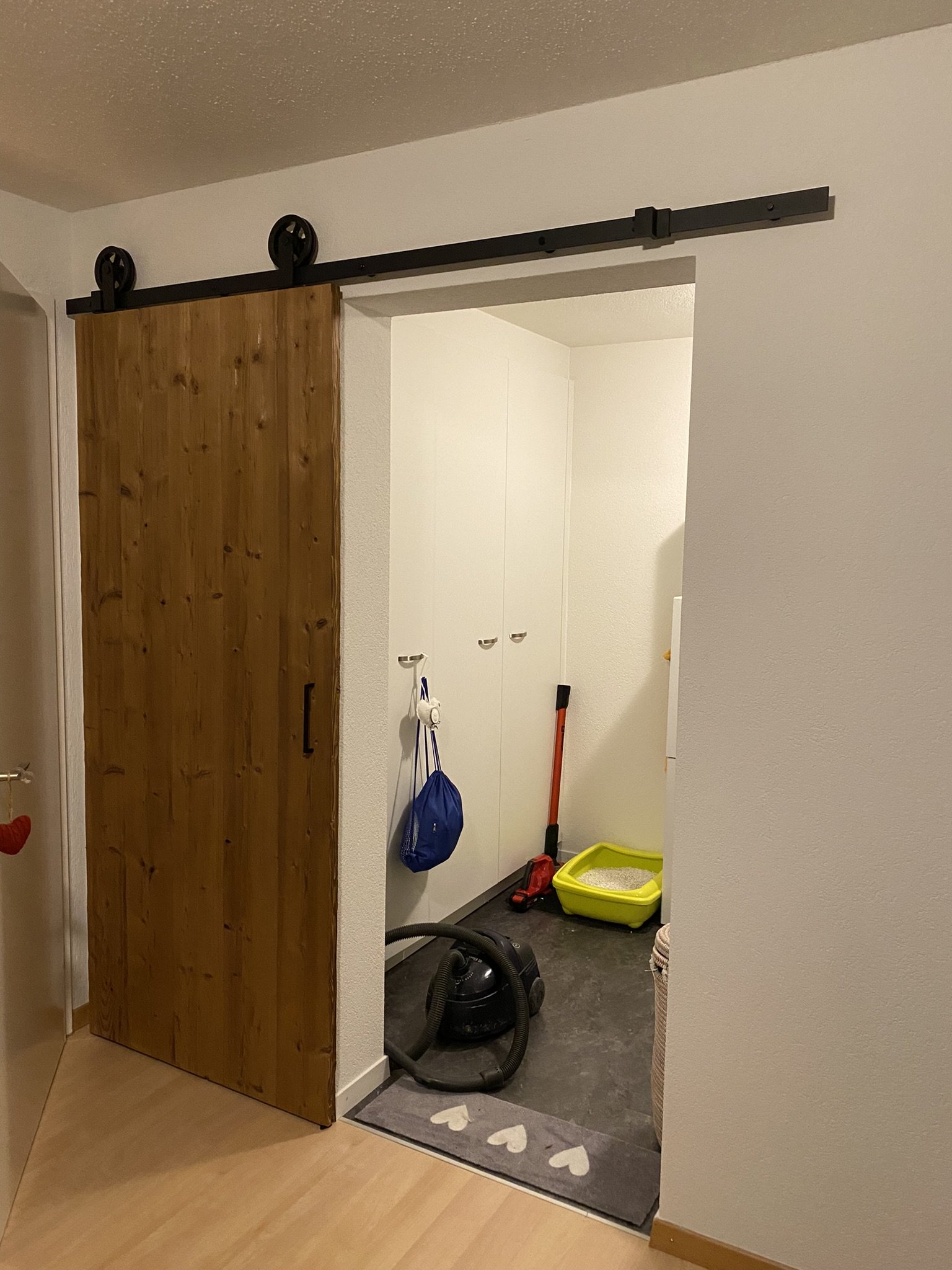 Herstellung und Montage Schiebetüre