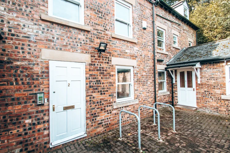 Flass Court 2A, Durham