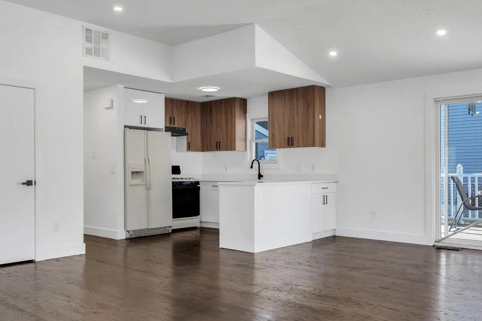 ✨🍷Your kitchen called&mdash;it wants a Cabernet upgrade. 🍷✨

#CabernetKitchens #KitchenUpgrade #KitchenGoals #ModernKitchen #CustomCabinets #KitchenDesign #LuxuryKitchen #HomeMakeover #InteriorDesign