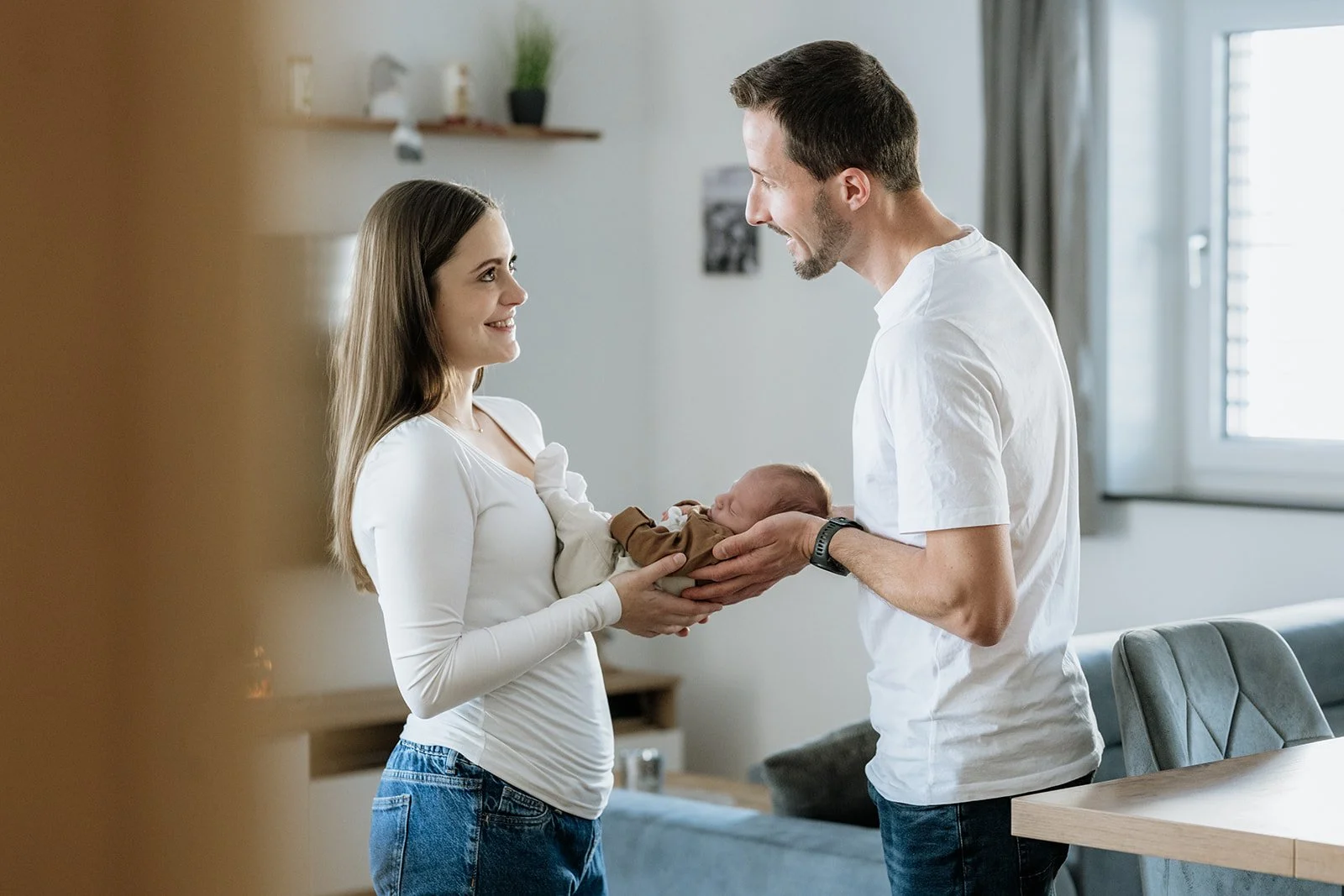 Liebevolle Homestory – Newbornshooting bei Christina und Georg