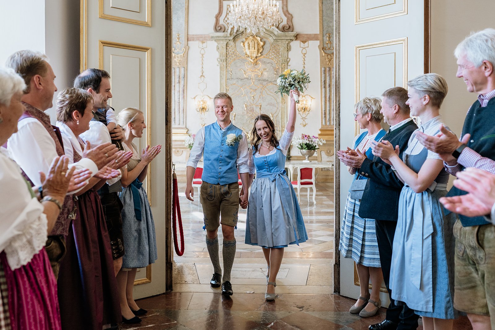 Hochzeit von Sabine &amp; Sebastian – Standesamtliche Trauung im Schloss Mirabell &amp; kirchliche Hochzeit im Kloster Höglwörth
