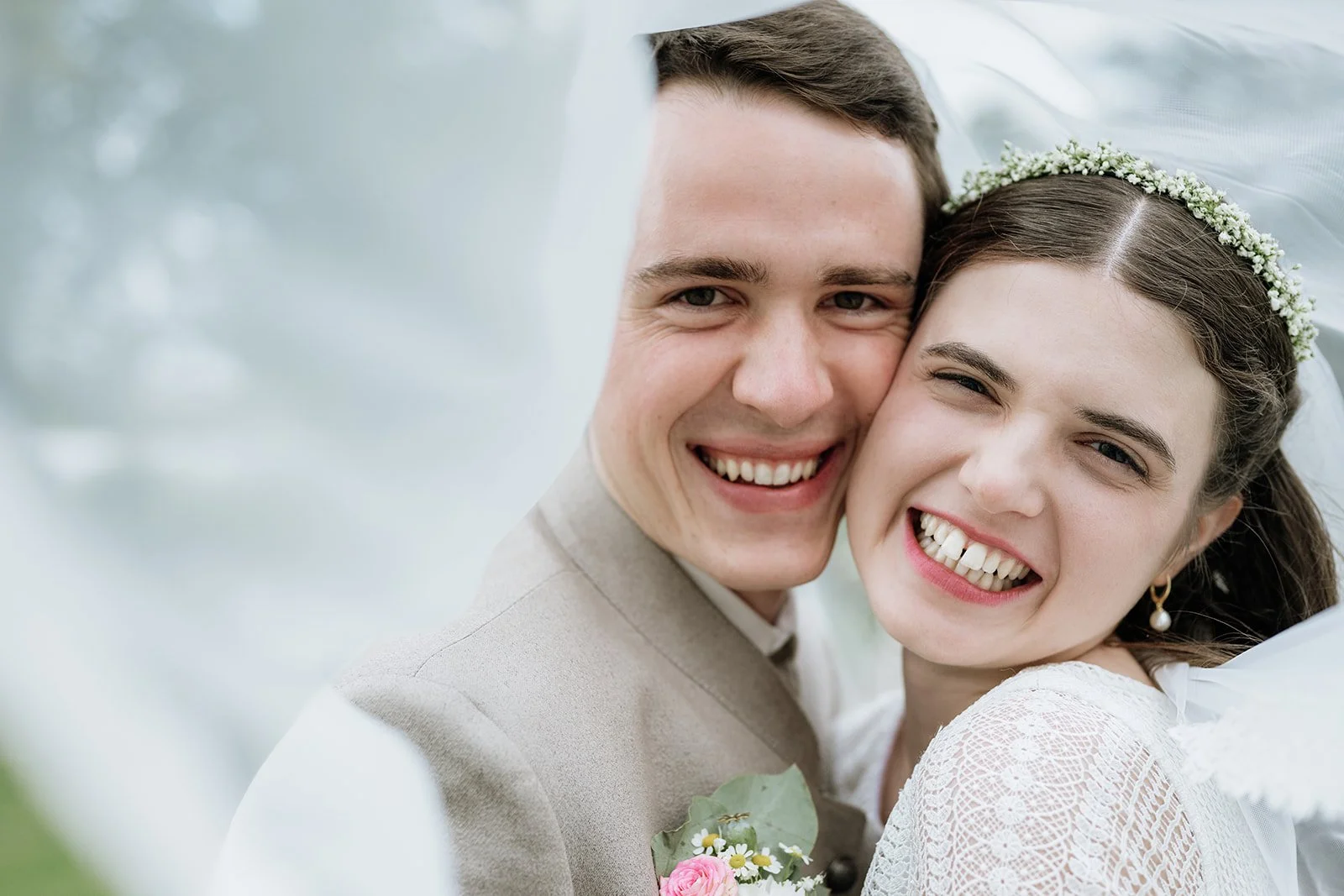 Elegante Hochzeitsfotografie im Stift Kremsmünster – Klara &amp; Markus