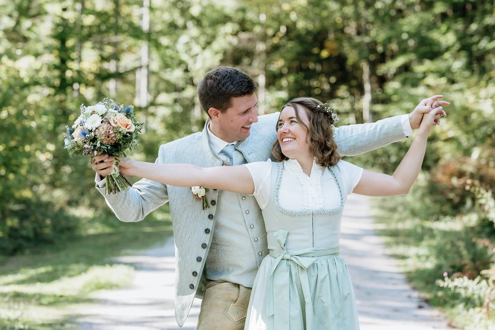 Hochzeitsfotograf Ödensee – Standesamtliche Hochzeit in der Kohlröserlhütte – Carina &amp; Florian
