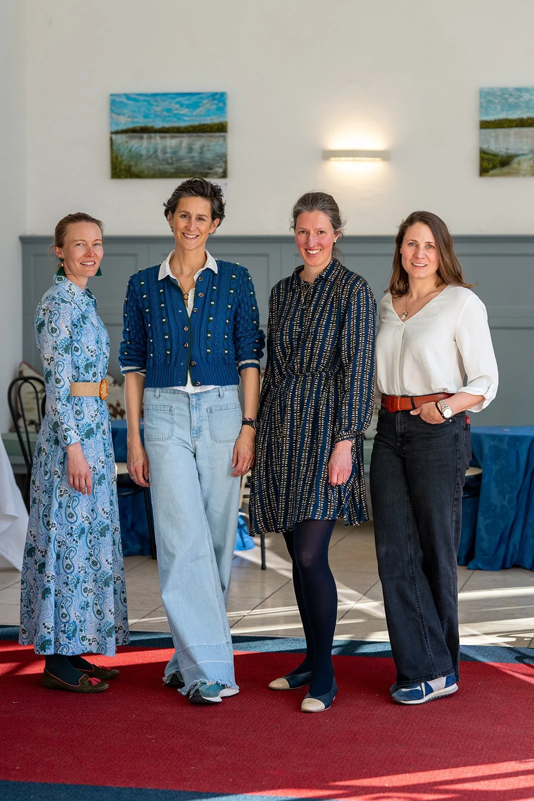 Ein Gruppenfoto der Veranstalter des Interieur Salons in den Kaiserlichen Stallungen