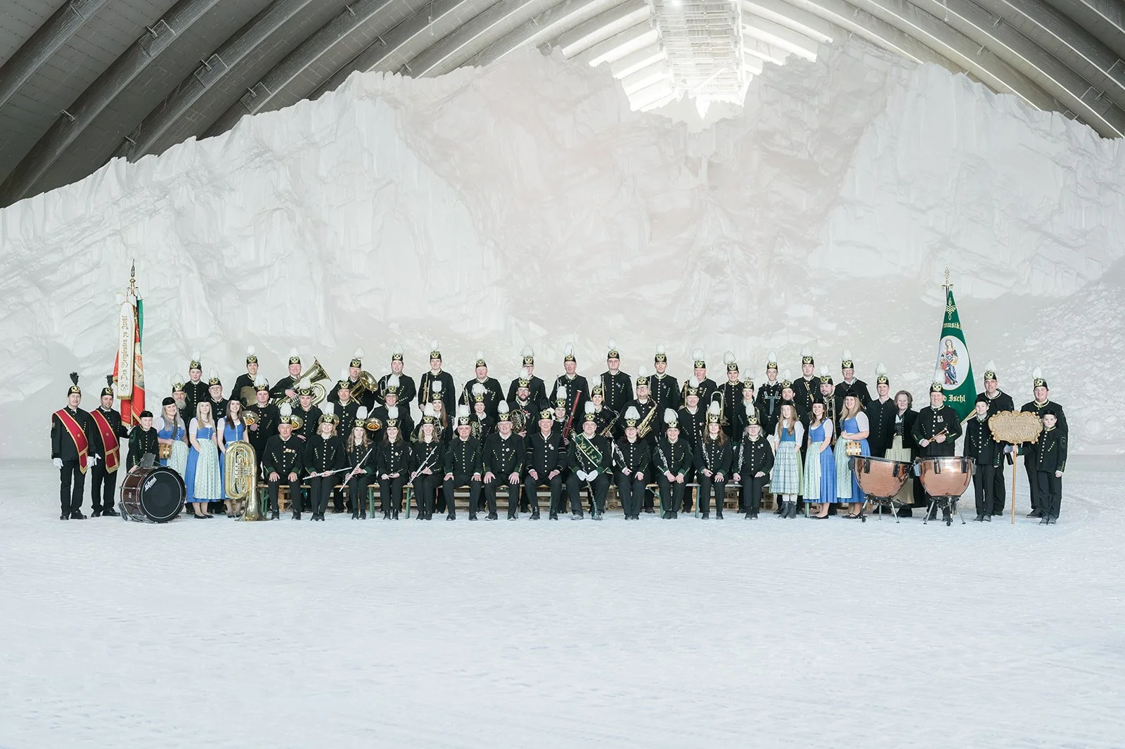 Vereinsfotografie – traditionsreicher Musikverein bei Gruppenfoto
