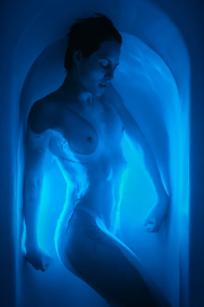 AILEEN KENT BY MARIO MORALES-AGUA-1.jpg