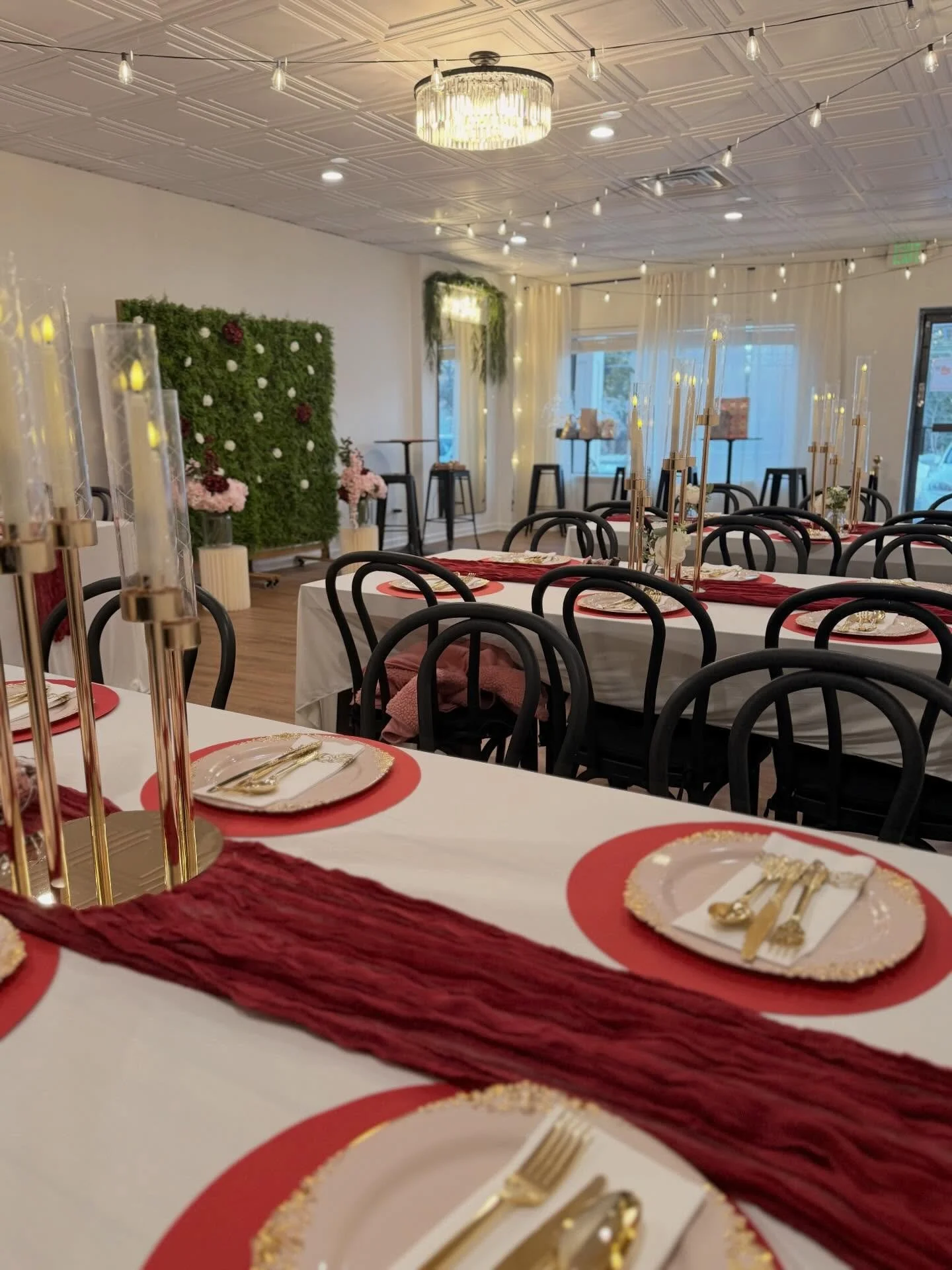 Private. Intimate. Unforgettable. ✨
A surprise birthday dinner at 2214 Studios 💐🎂
Now booking 2026 celebrations.