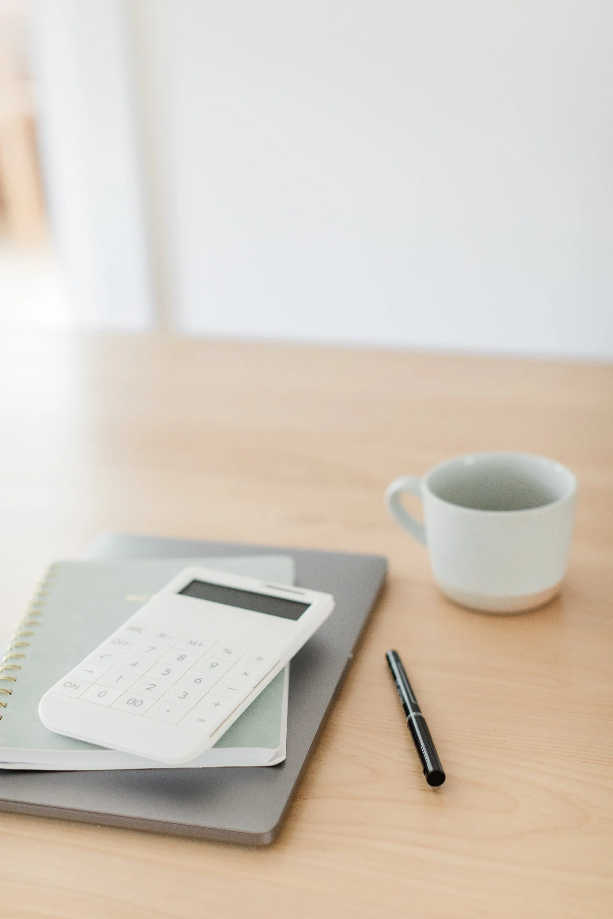 What’s in My Work Bag: The Things I Actually Use to Run My Business