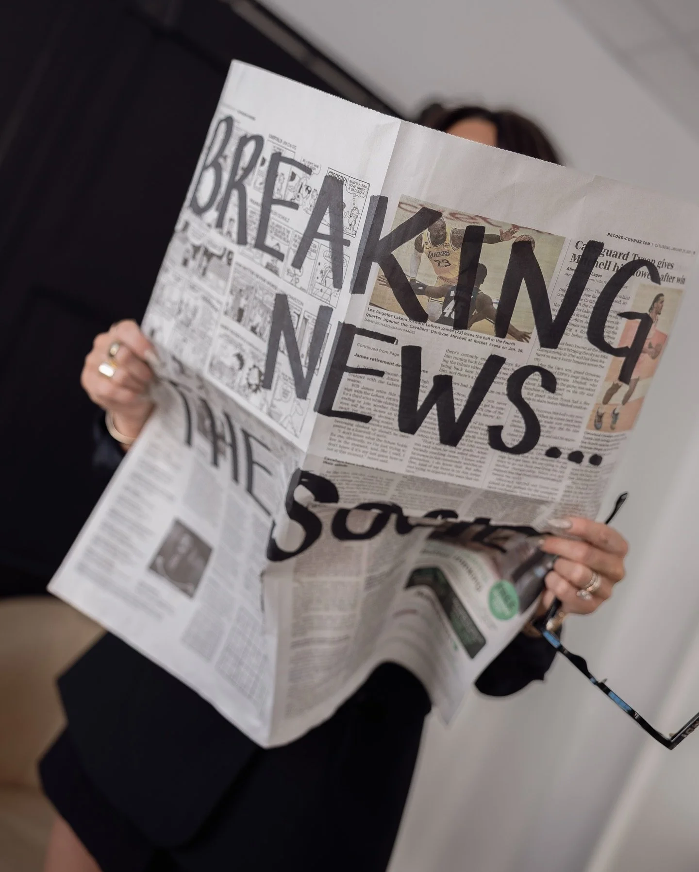 Breaking news&hellip; read all about it 📰✨

The Society
Opening 4&bull;1&bull;26

We&rsquo;re in our building era.
Intentional. Elevated. Independent.

If you&rsquo;re a stylist craving:
&bull; creative freedom
&bull; a beautiful environment
&bull; 