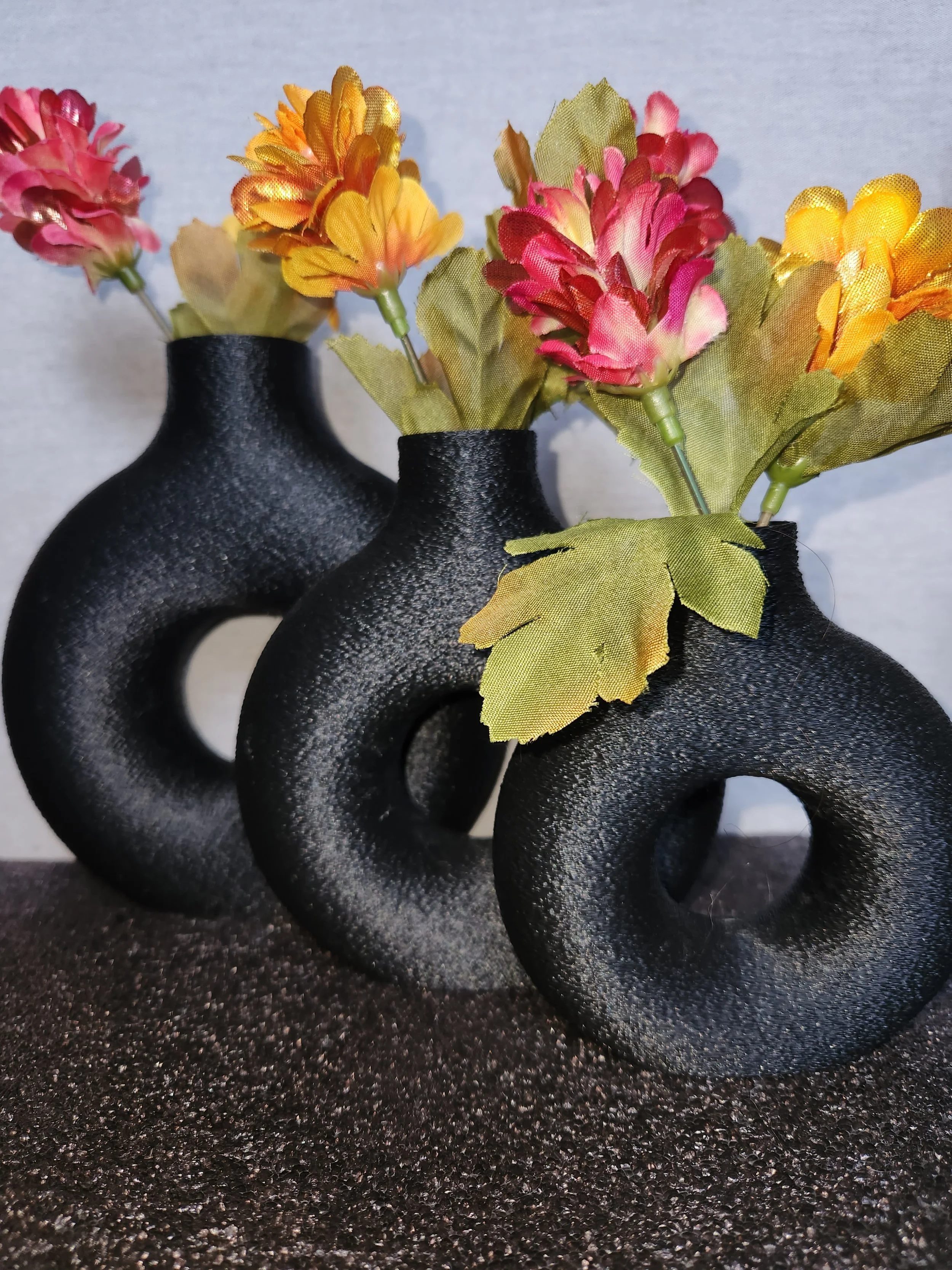 Trio Donut Vase Set