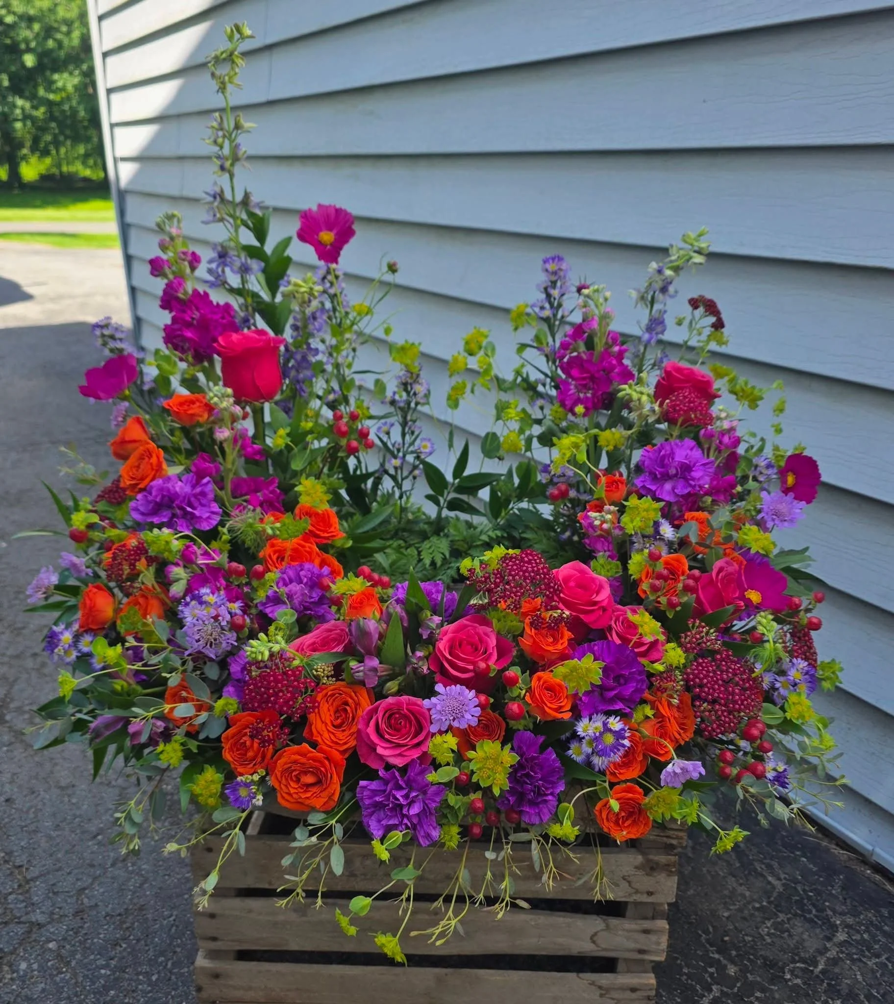 Vibrant Urn Surround
