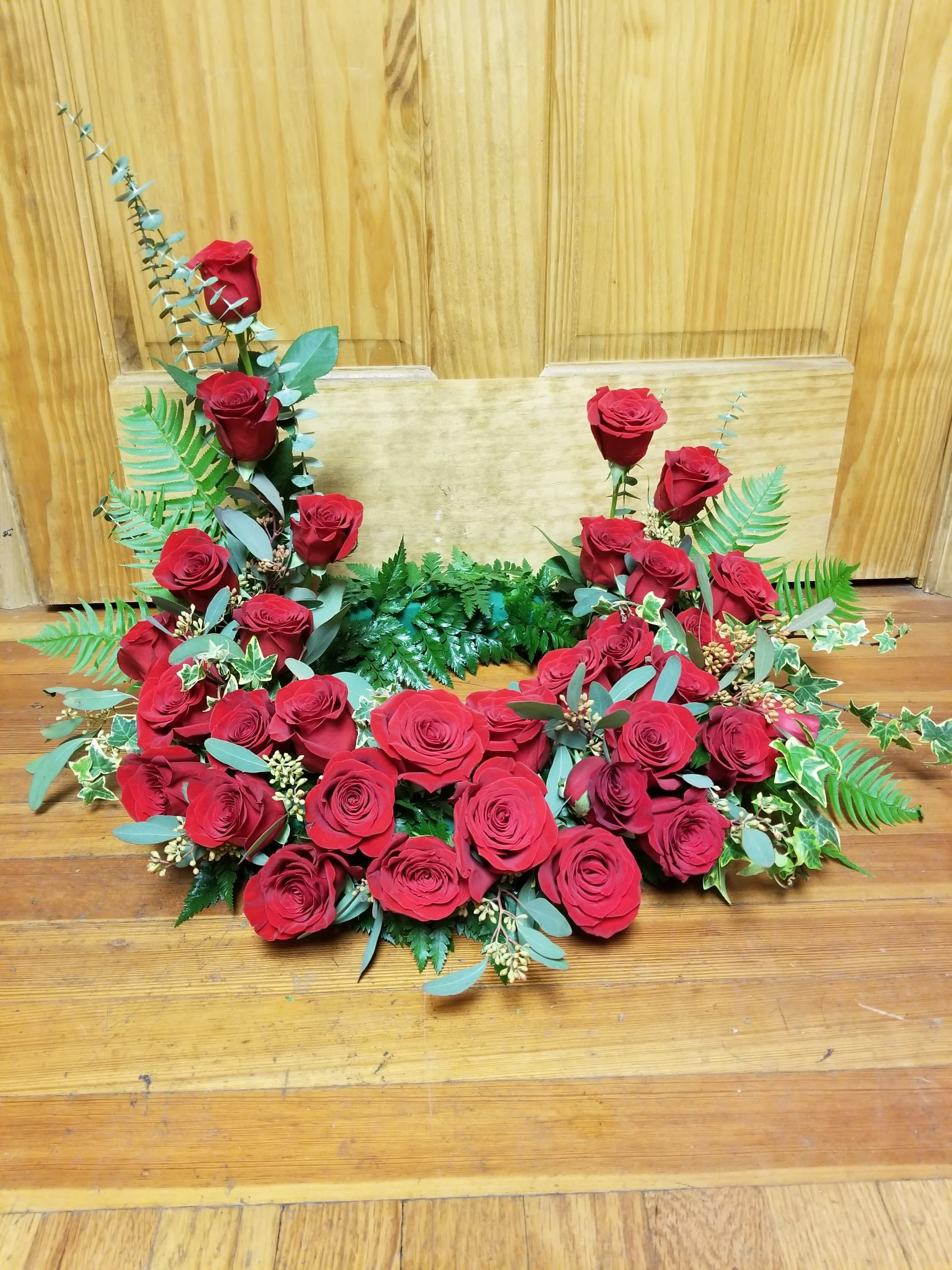 Enchanted Rose Urn Surround