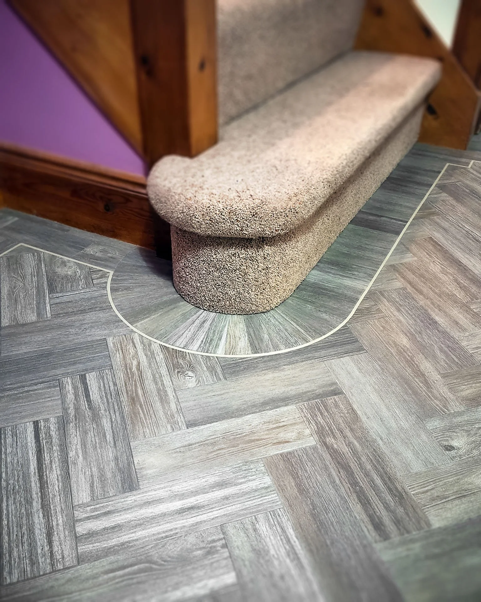 kye-parquet-lvt-custom-border-1.jpg
