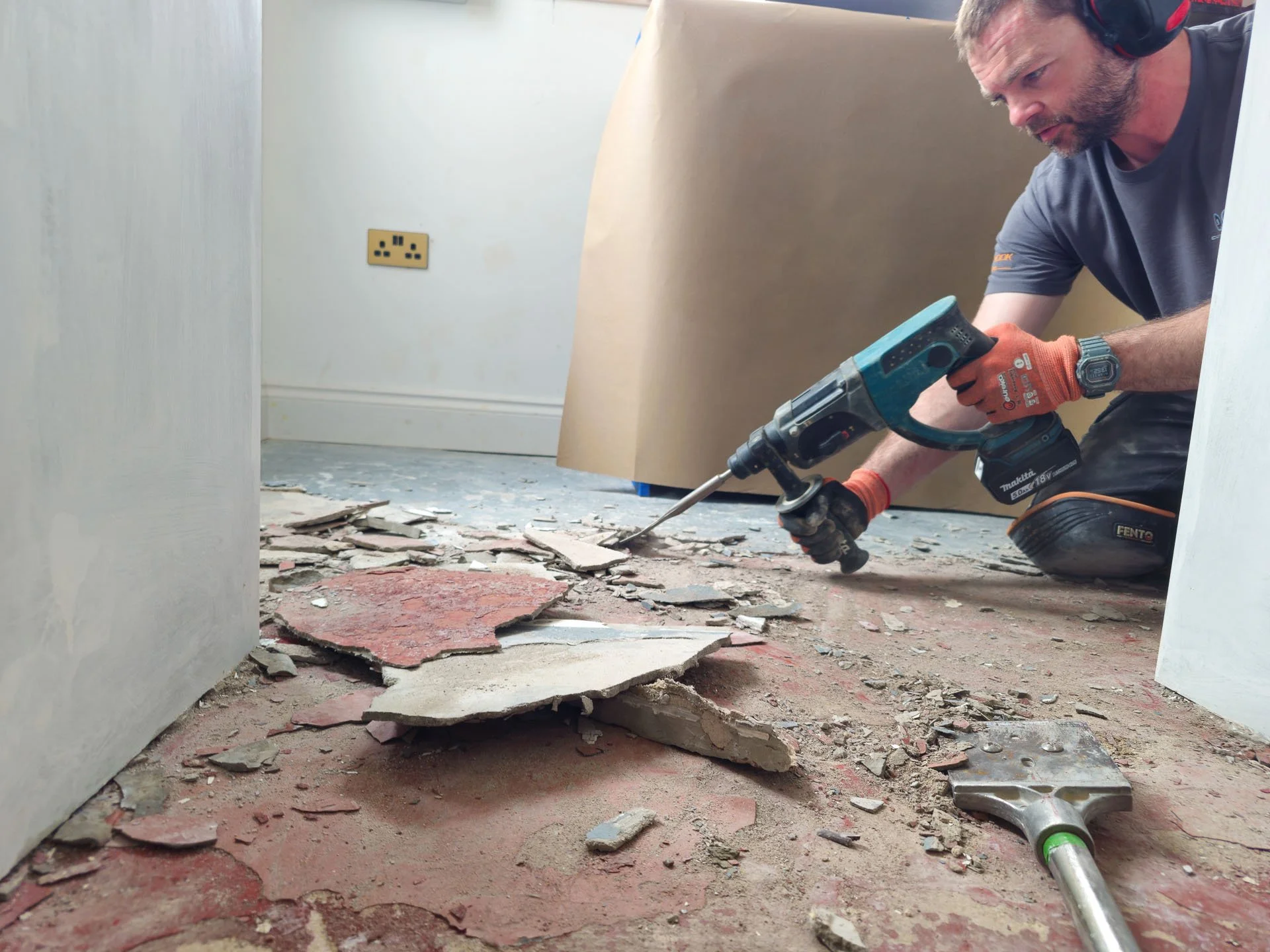 Llght-oak-step-repair-project-ardex-floors-lvt-Skye.jpg