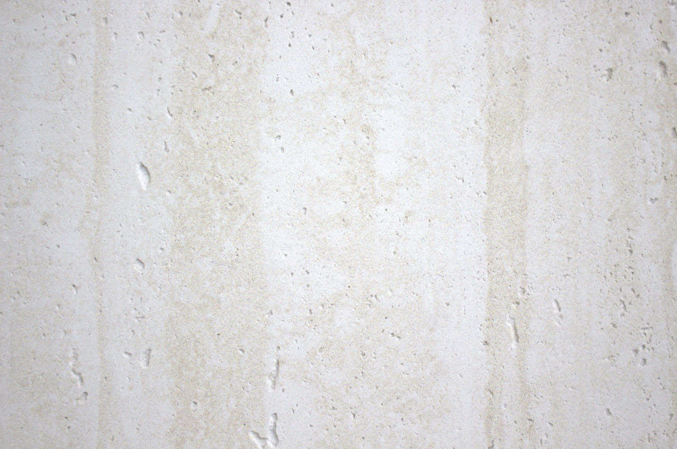 Ivory Vein-Cut Flexible Stone Wall Panel