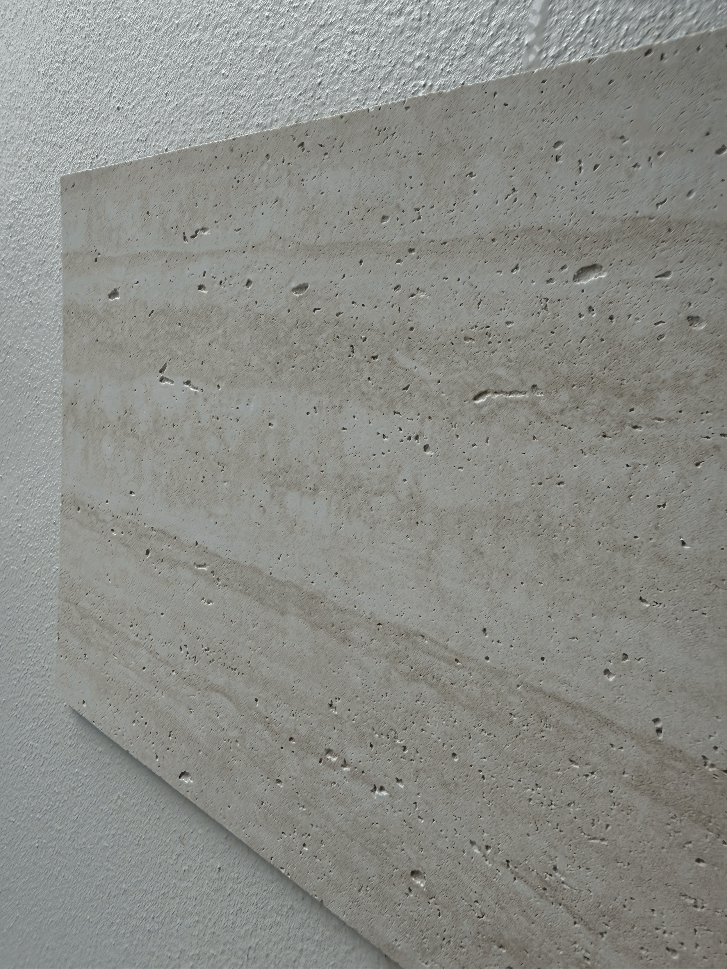 Ivory Vein-Cut Flexible Stone Wall Panel